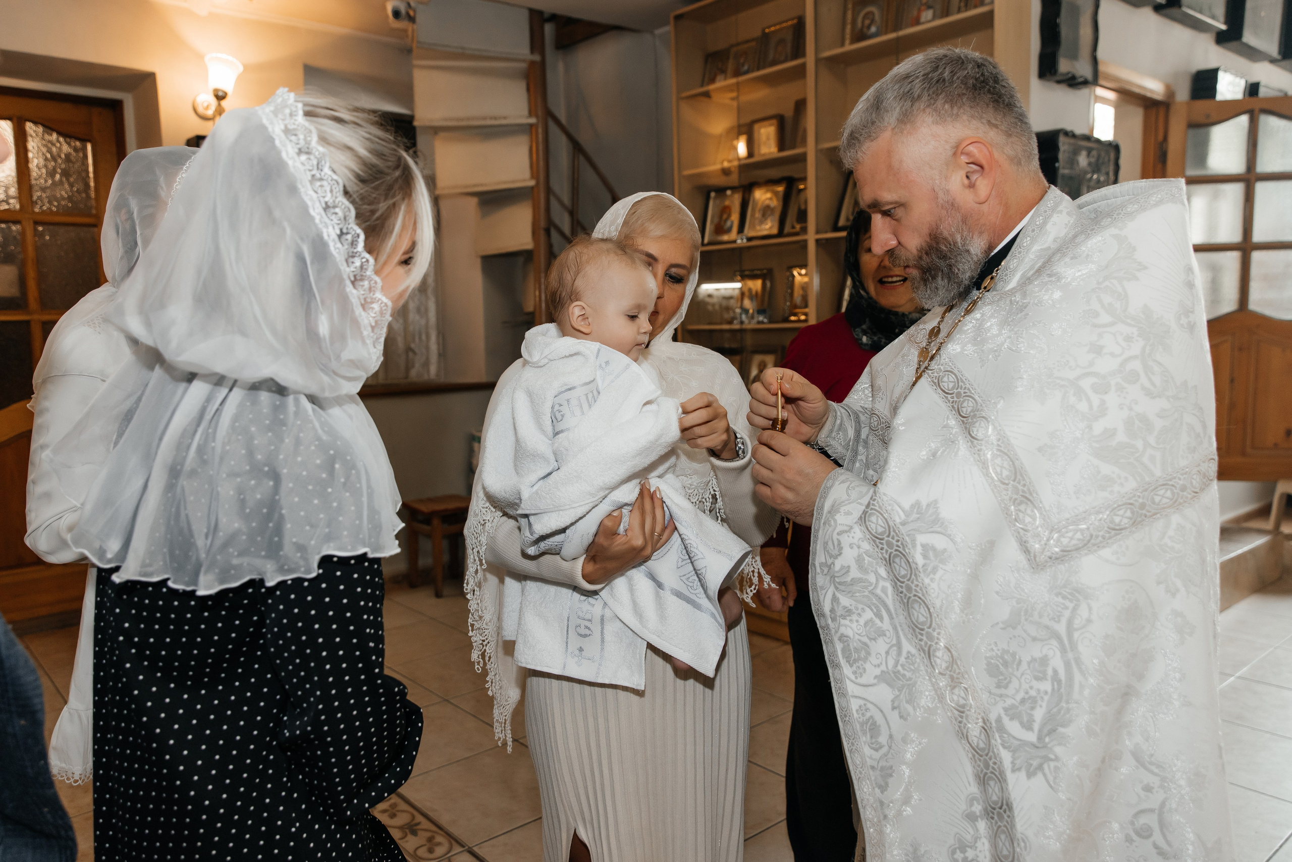 Крестины 2. Главная