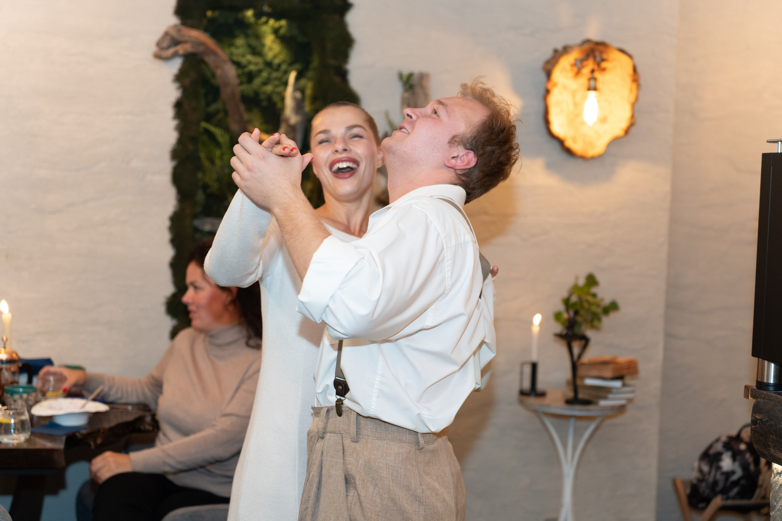 Лед и ложка. Для тех, кто не ждёт удачи, а создаёт её. Каждая фотосессия — это твой момент, твой стиль, твой успех. 📸