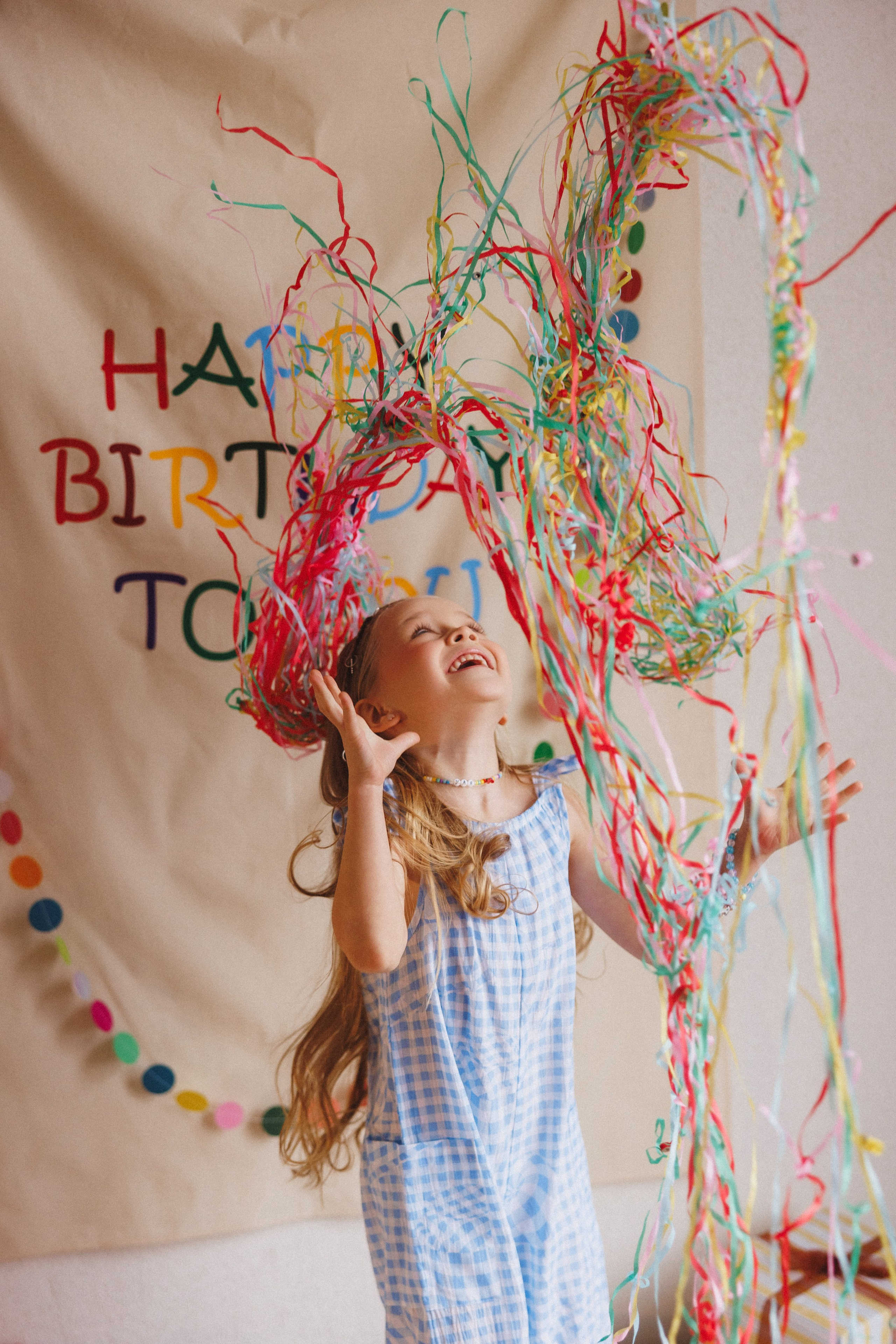 Яркая, весёлая фотосессия к Дню рождения. Фотостудия «Mestone», город Краснодар. Семейный и детский фотограф в Краснодаре Анна Трашкова