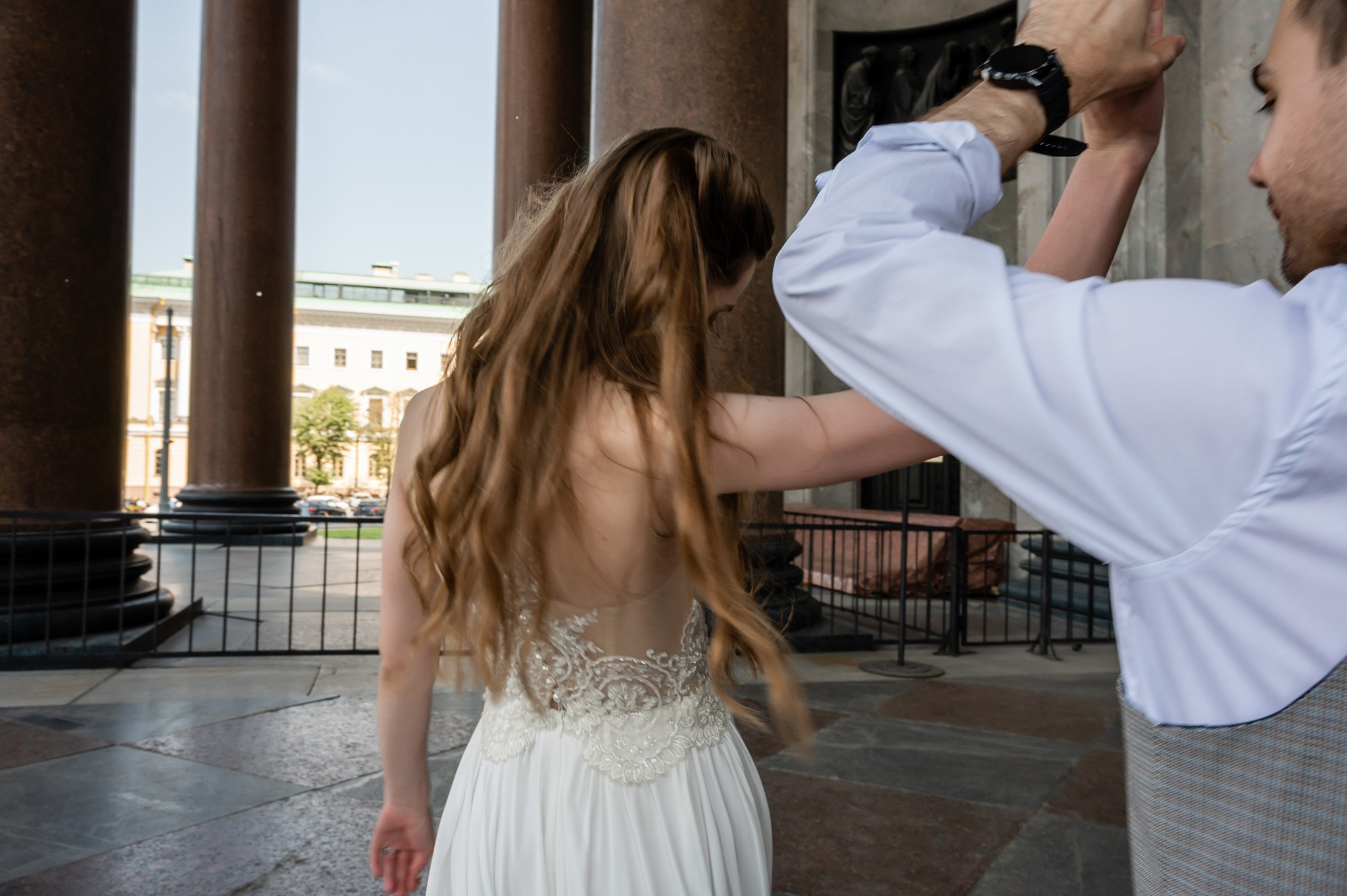 Зеркальный дворик. Свадебный и семейный фотограф из Санкт-Петербурга Климов Анатолий