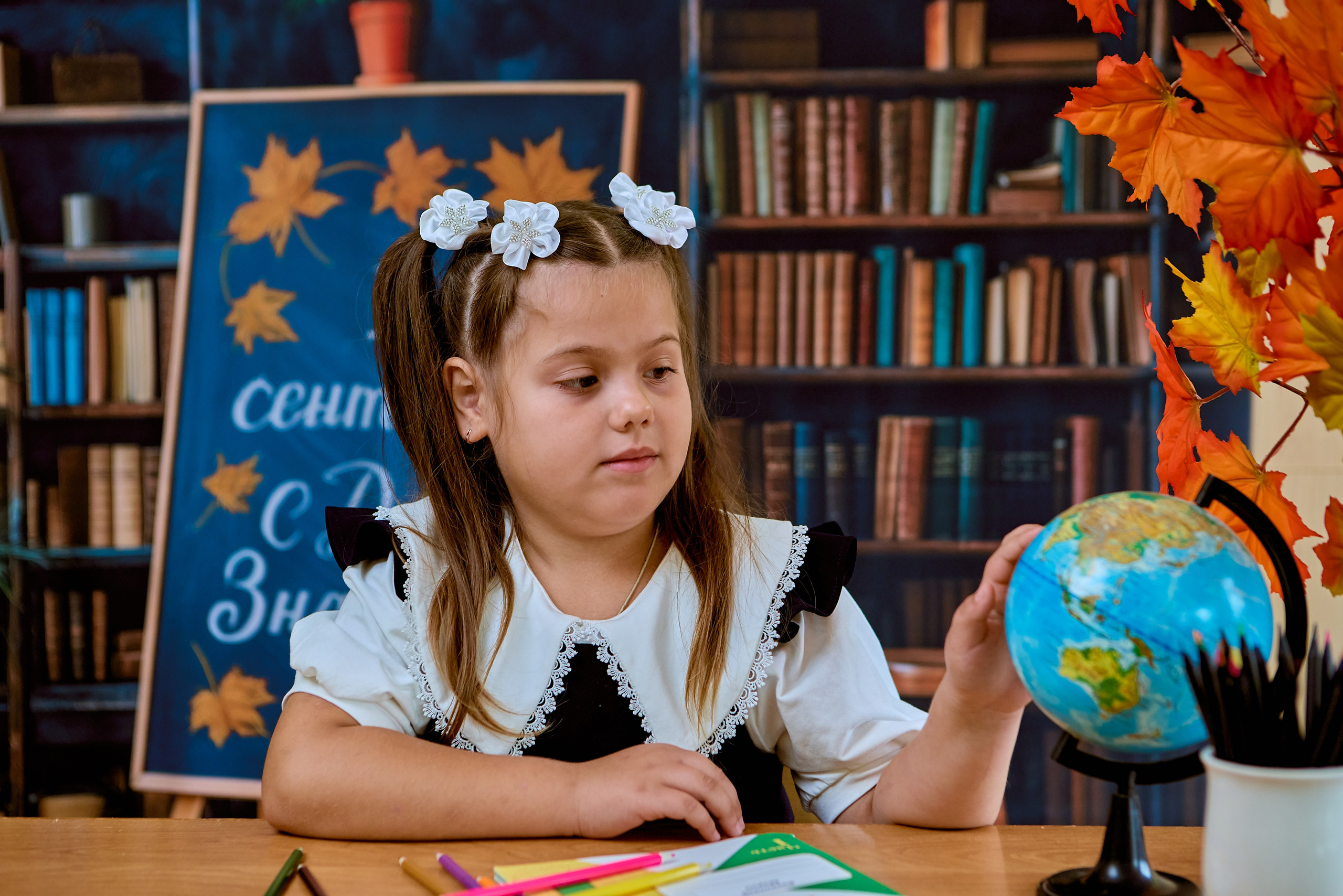 Школьный фотограф в Дзержинске для фотокниг и фотоальбомов