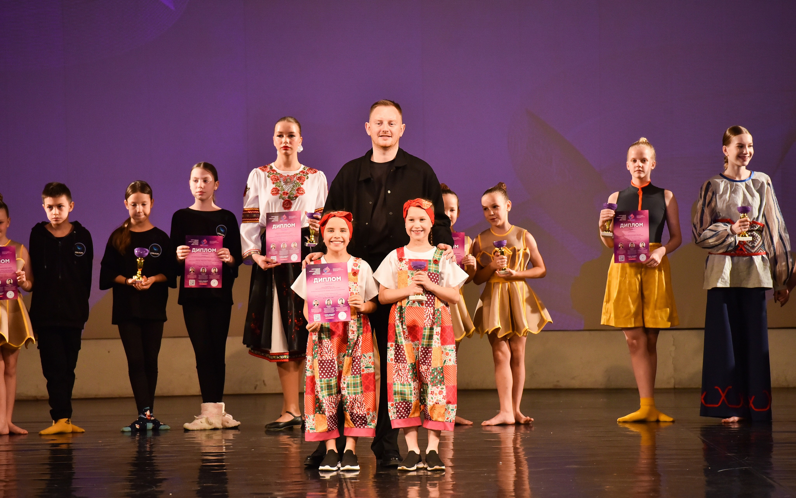 01.12.2024 Фестиваль хореографического искусства «АРТ-КОМПАС. СЕВЕРО-ЗАПАД» г. Спб. Медиастудия Фото Концепт