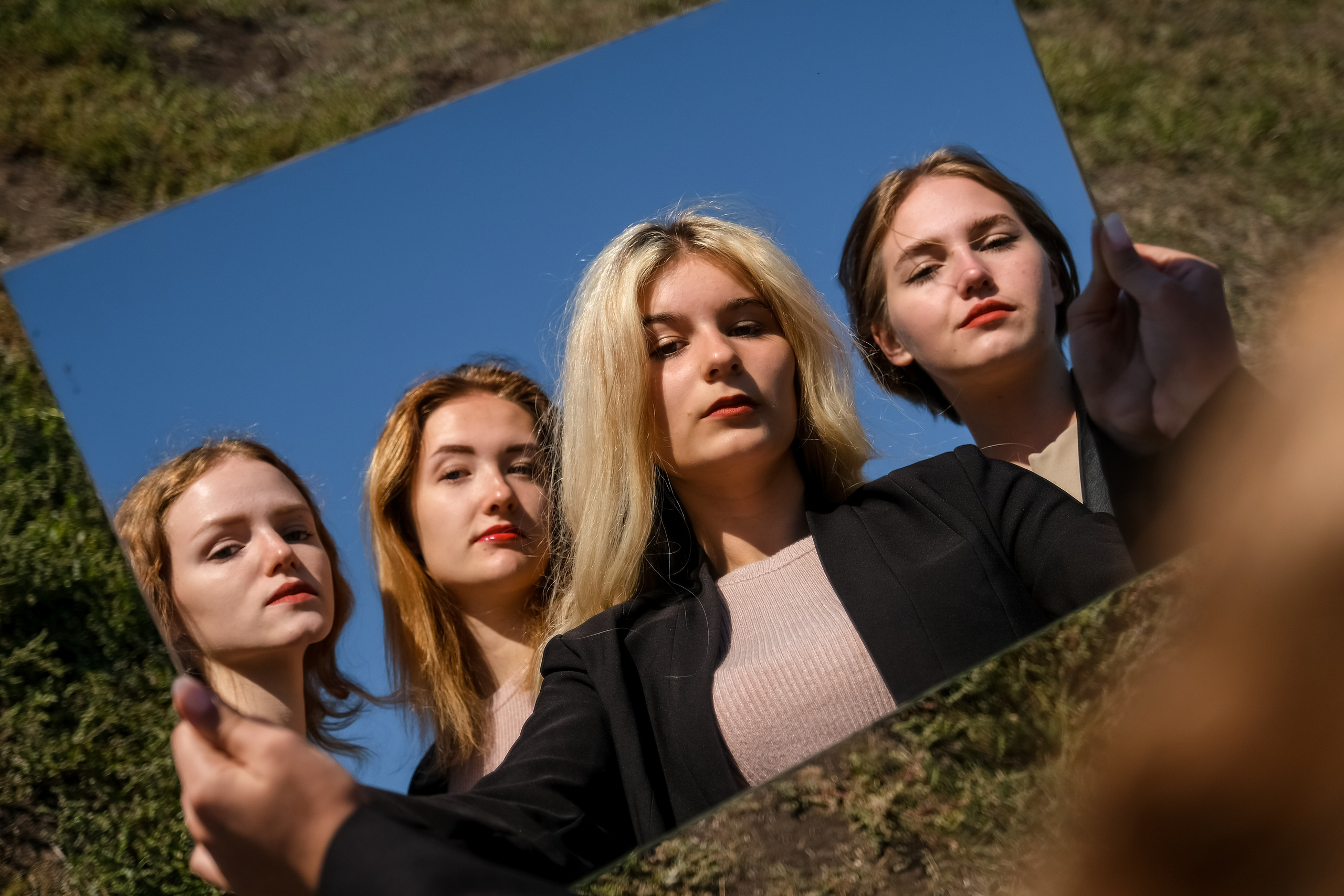 Современные выпускные альбомы