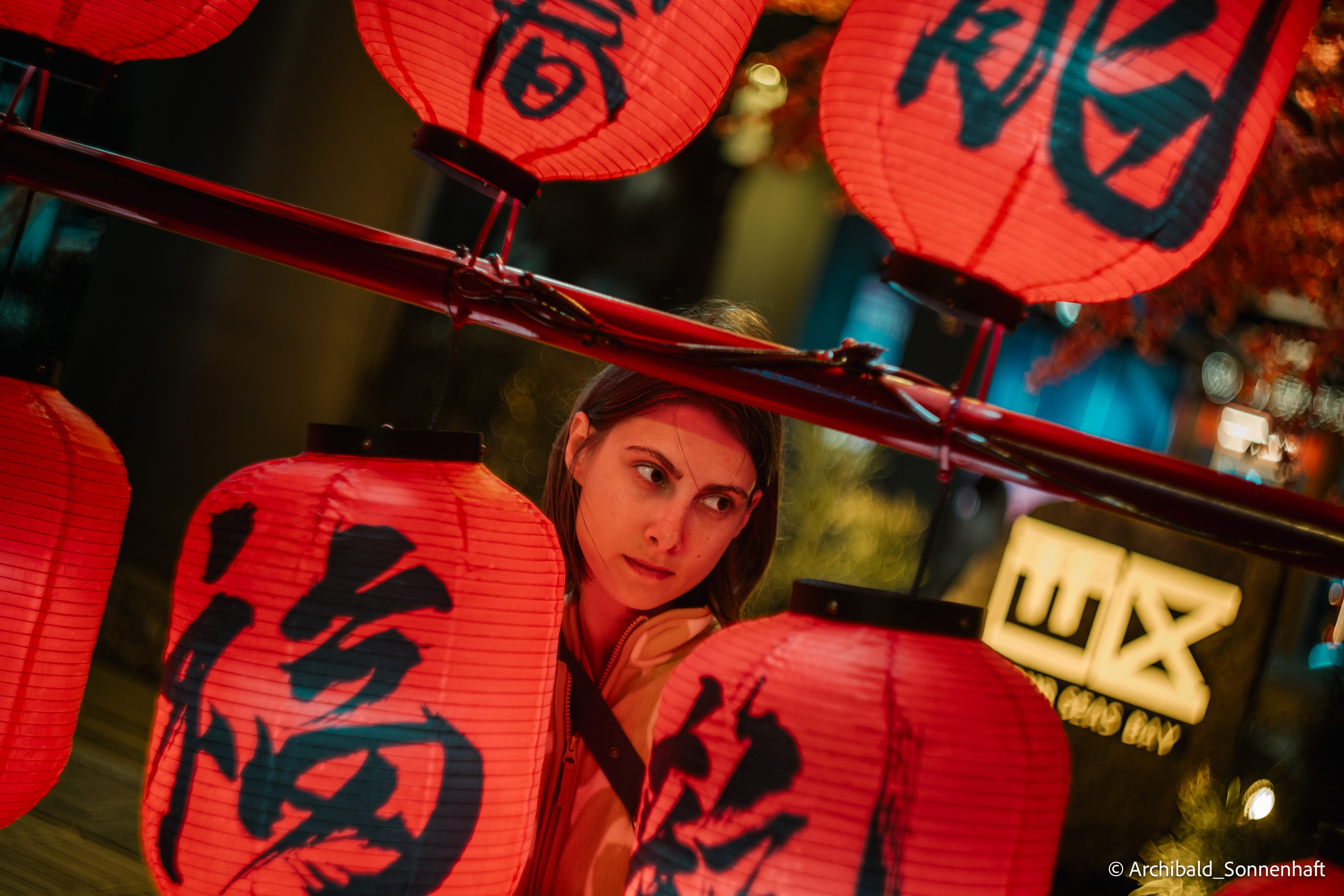 Chinese Lanterns Day. Photographer in Guangzhou, China. Archibald Sonnenhaft
