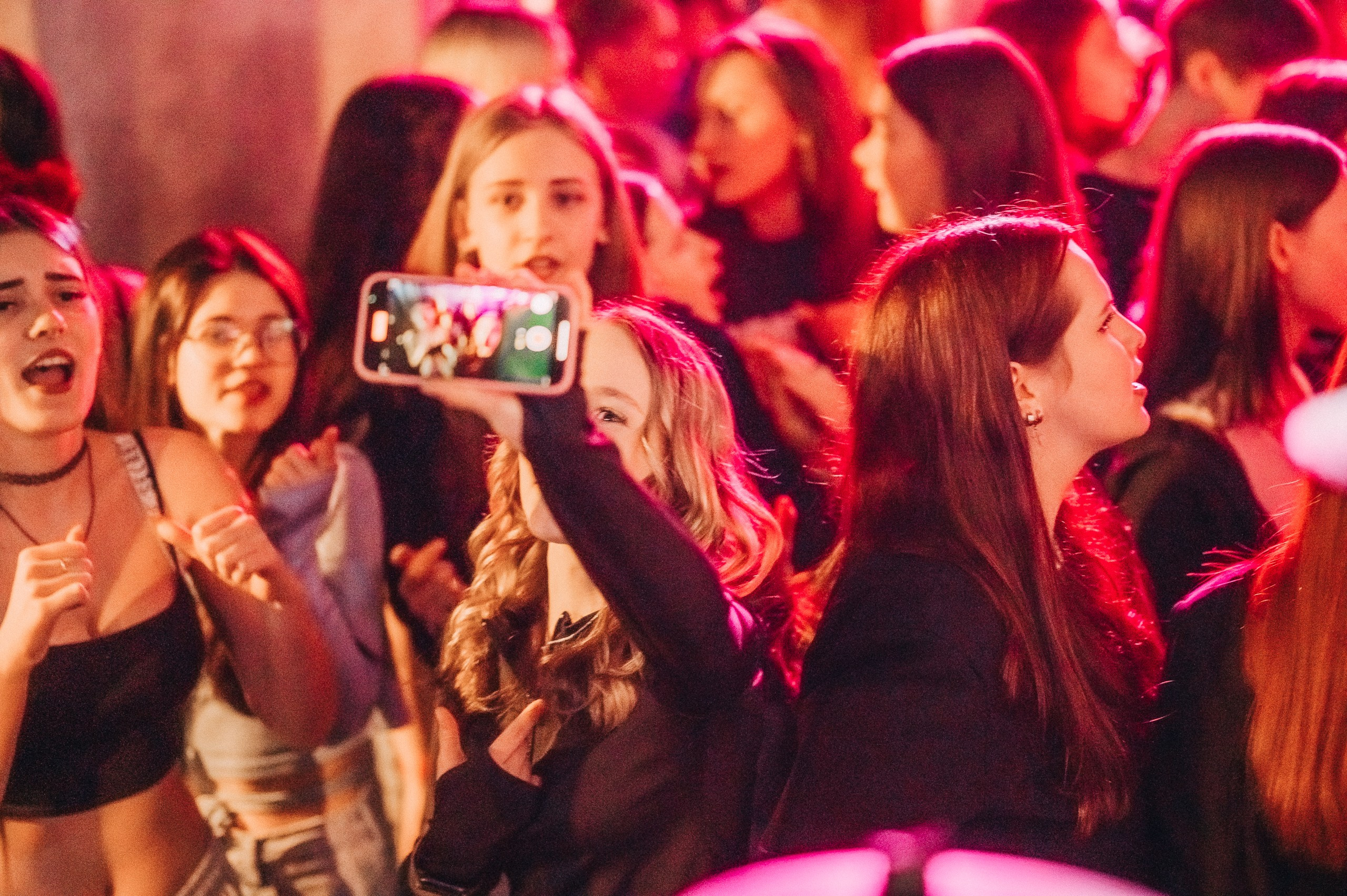 8 MARCH WOMENS DAY PARTY. Фотограф в Кемерово Владислав Шульц