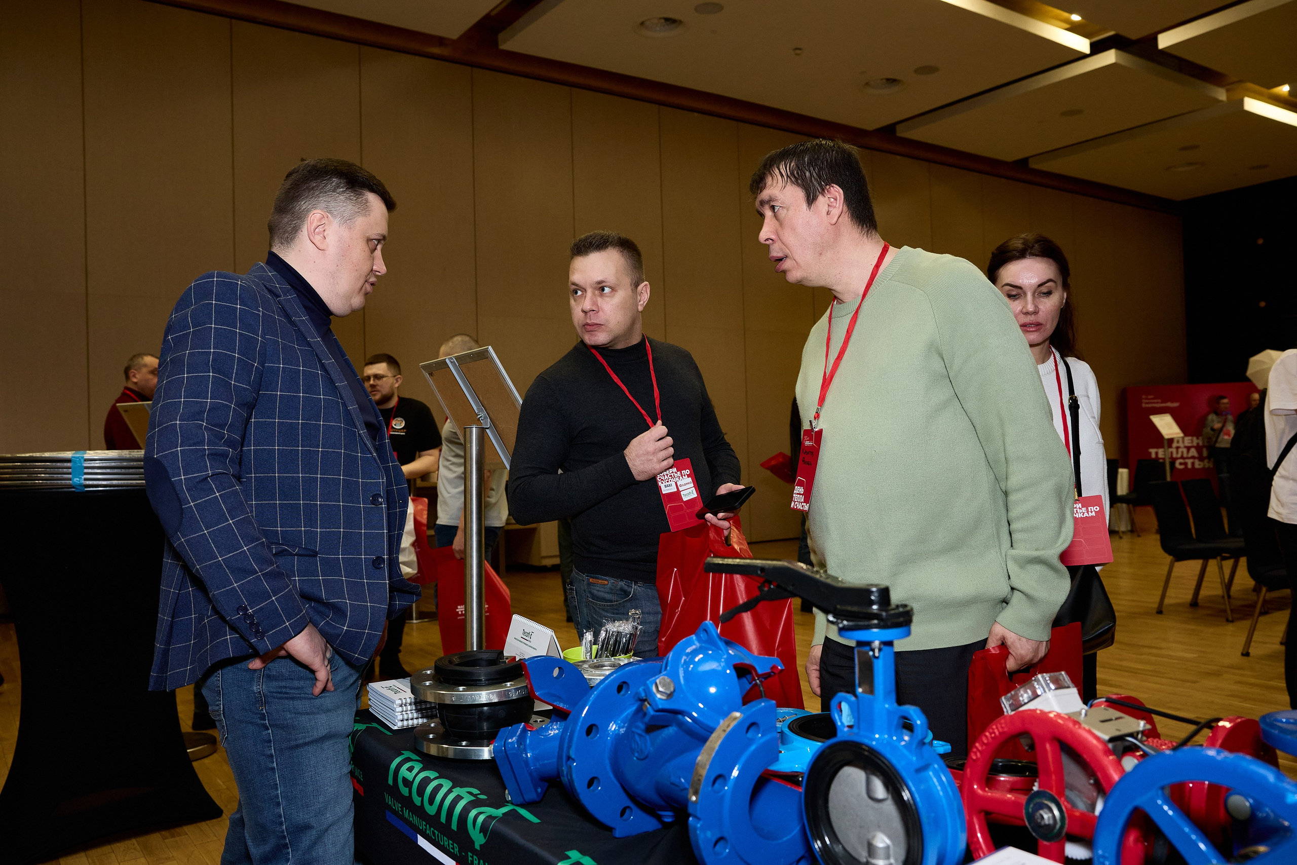 Мастер Ватт, конференция Екатеринбург 2023. Предметный и репортажный фотограф Алексей Кротов