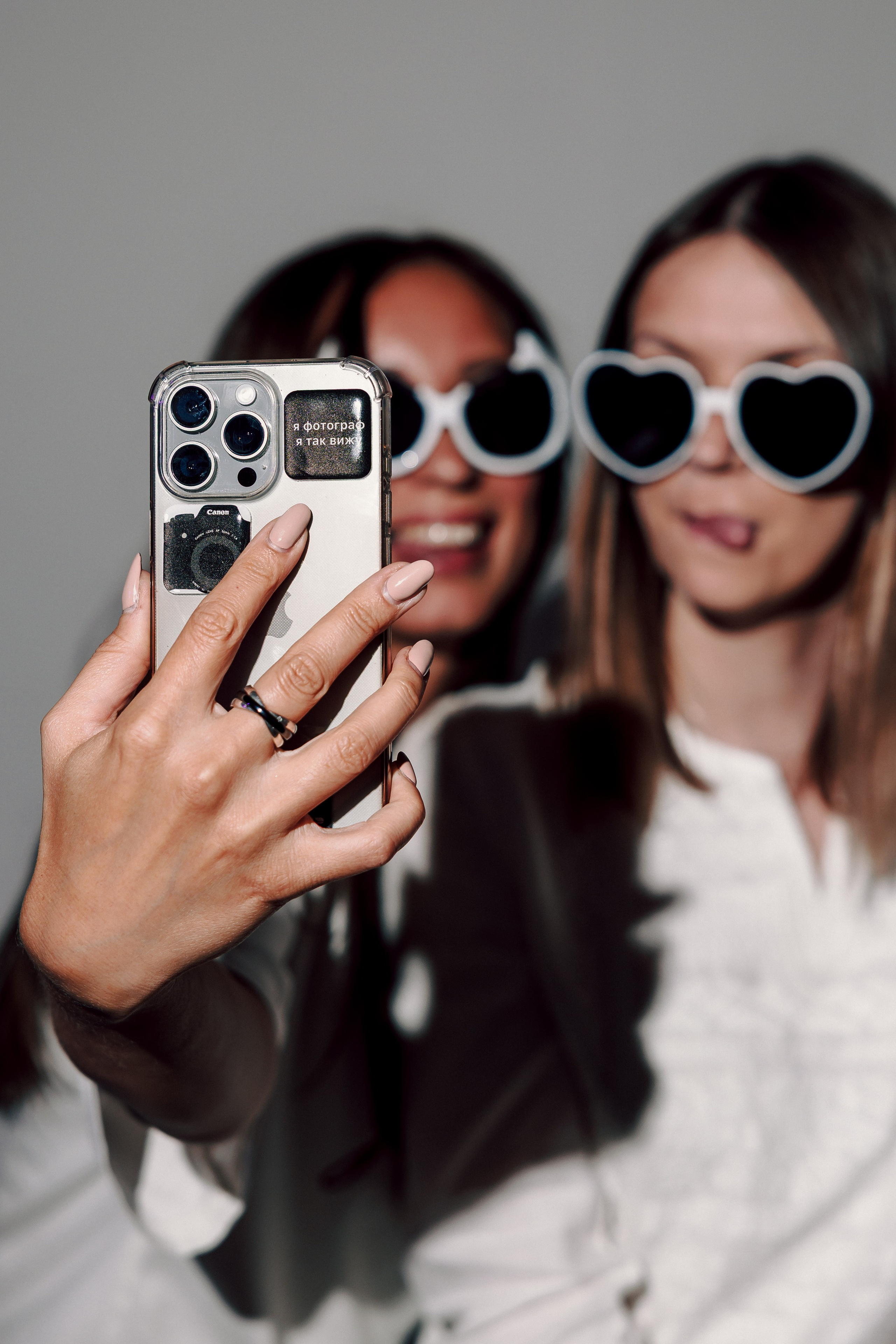 Выпускной курса «Журфак» 2025. Лёшка Варзегов — фотограф