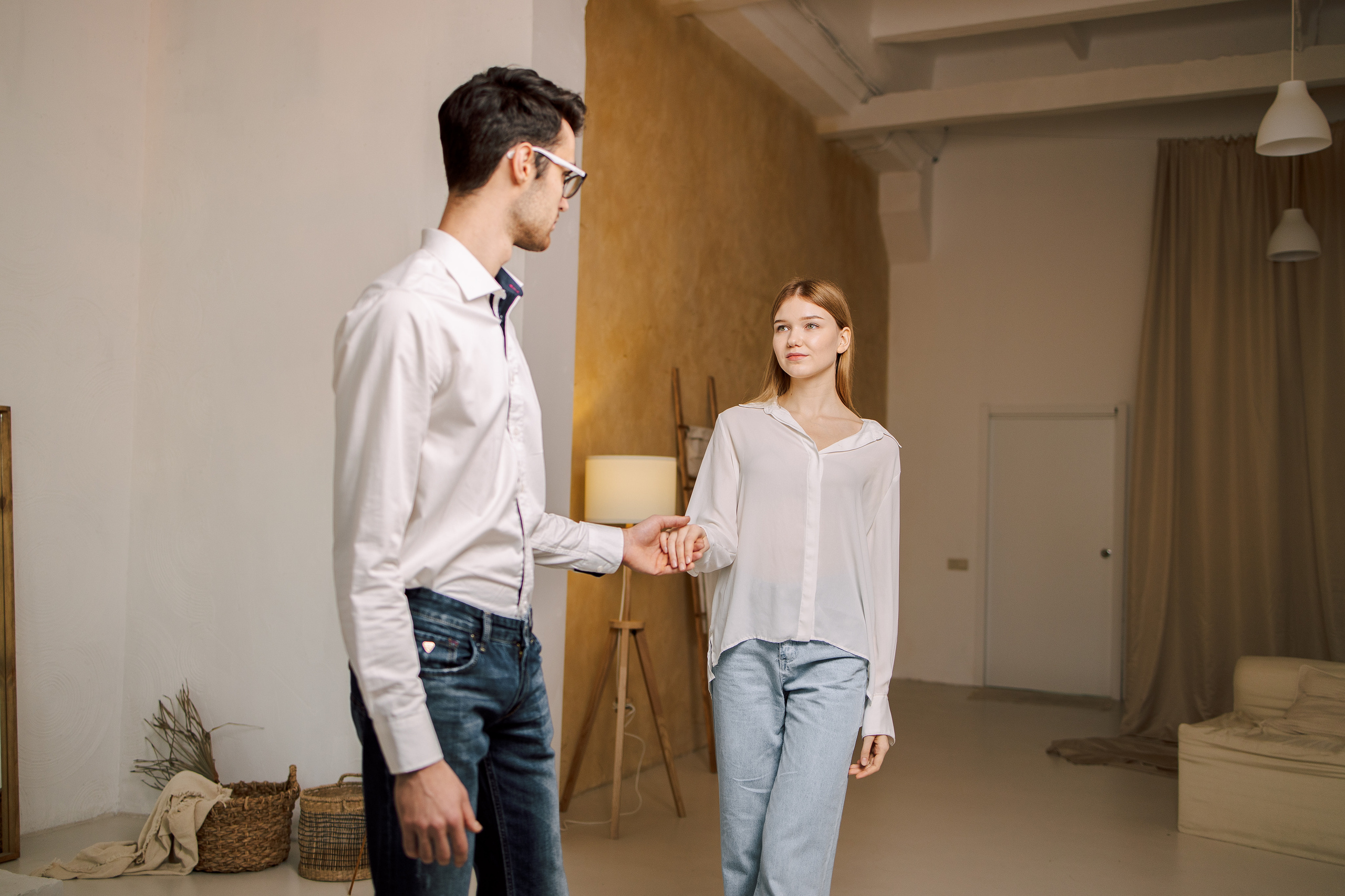 Антон и Алина. Главная