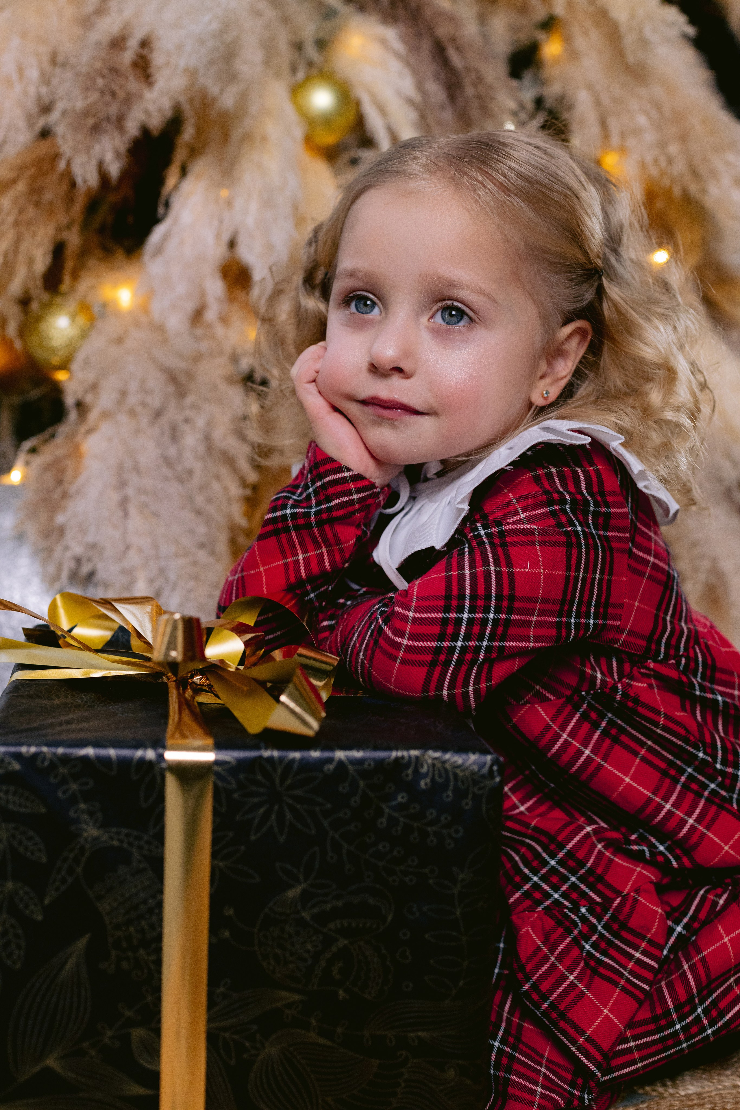 Сестрички НГ. Главная