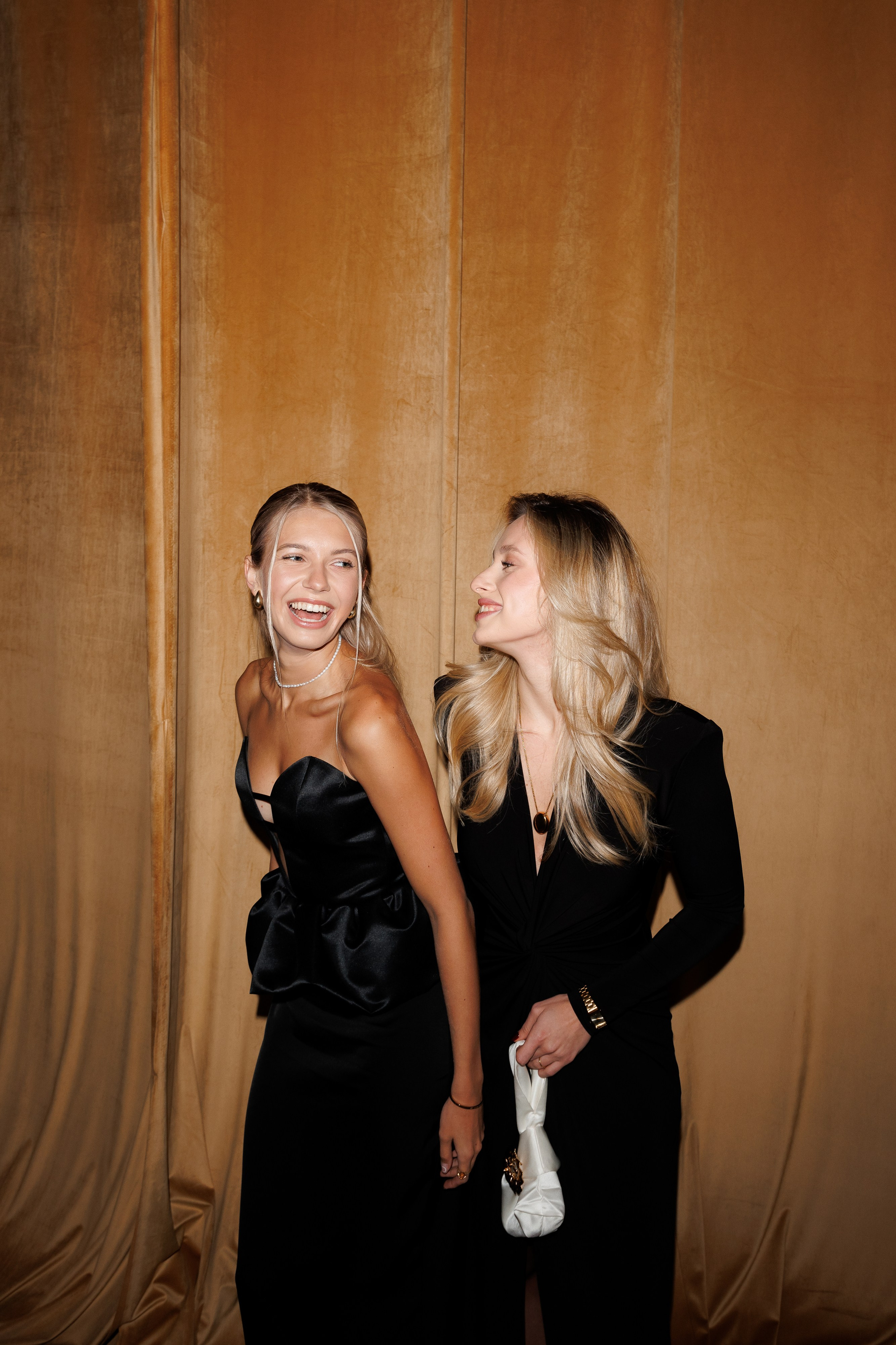 PARISIENNE. Lichi Fashion show. Aleksandr Tsukanov