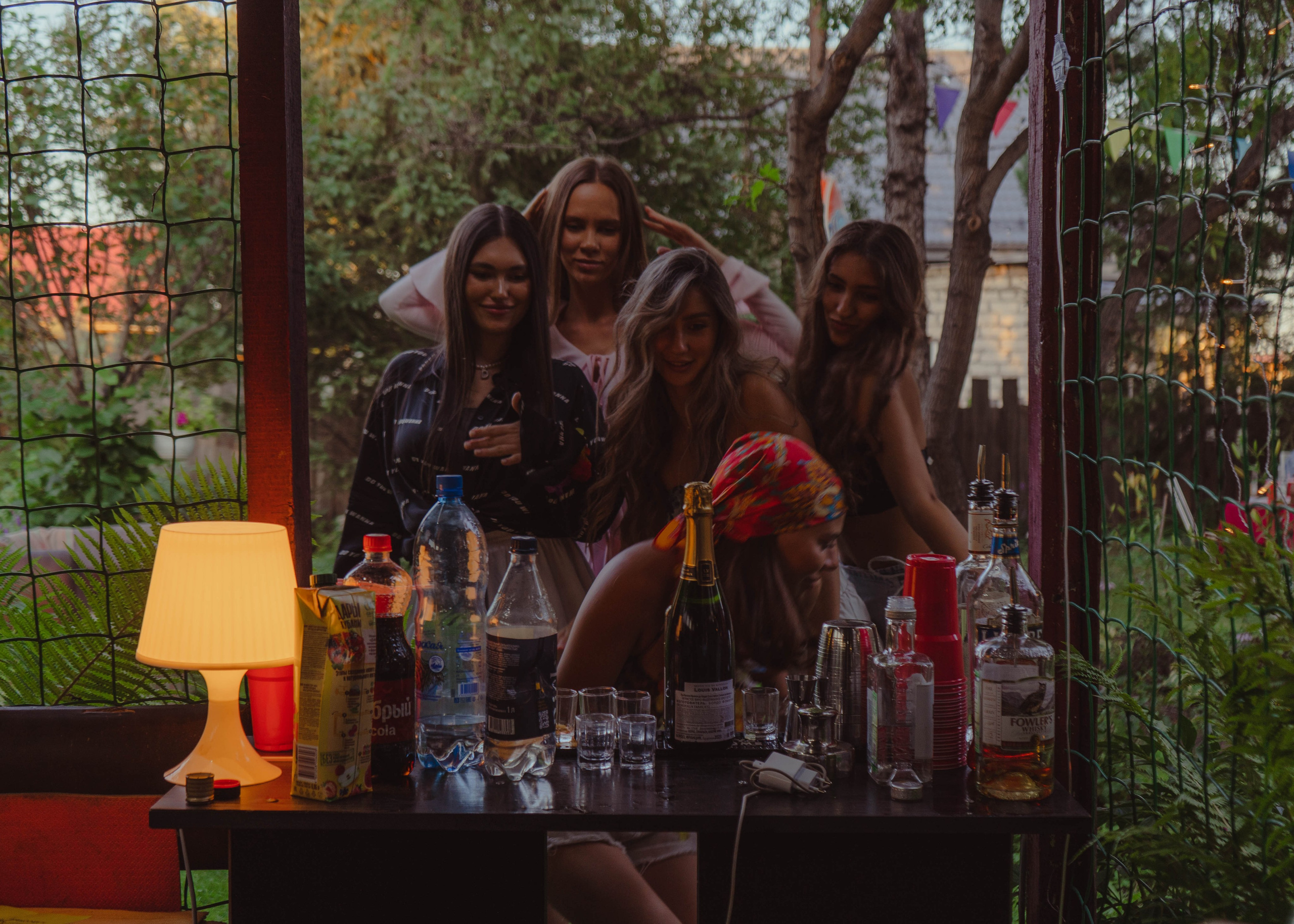 Гавайская вечеринка. Кир Анисин. Режиссер & фотограф