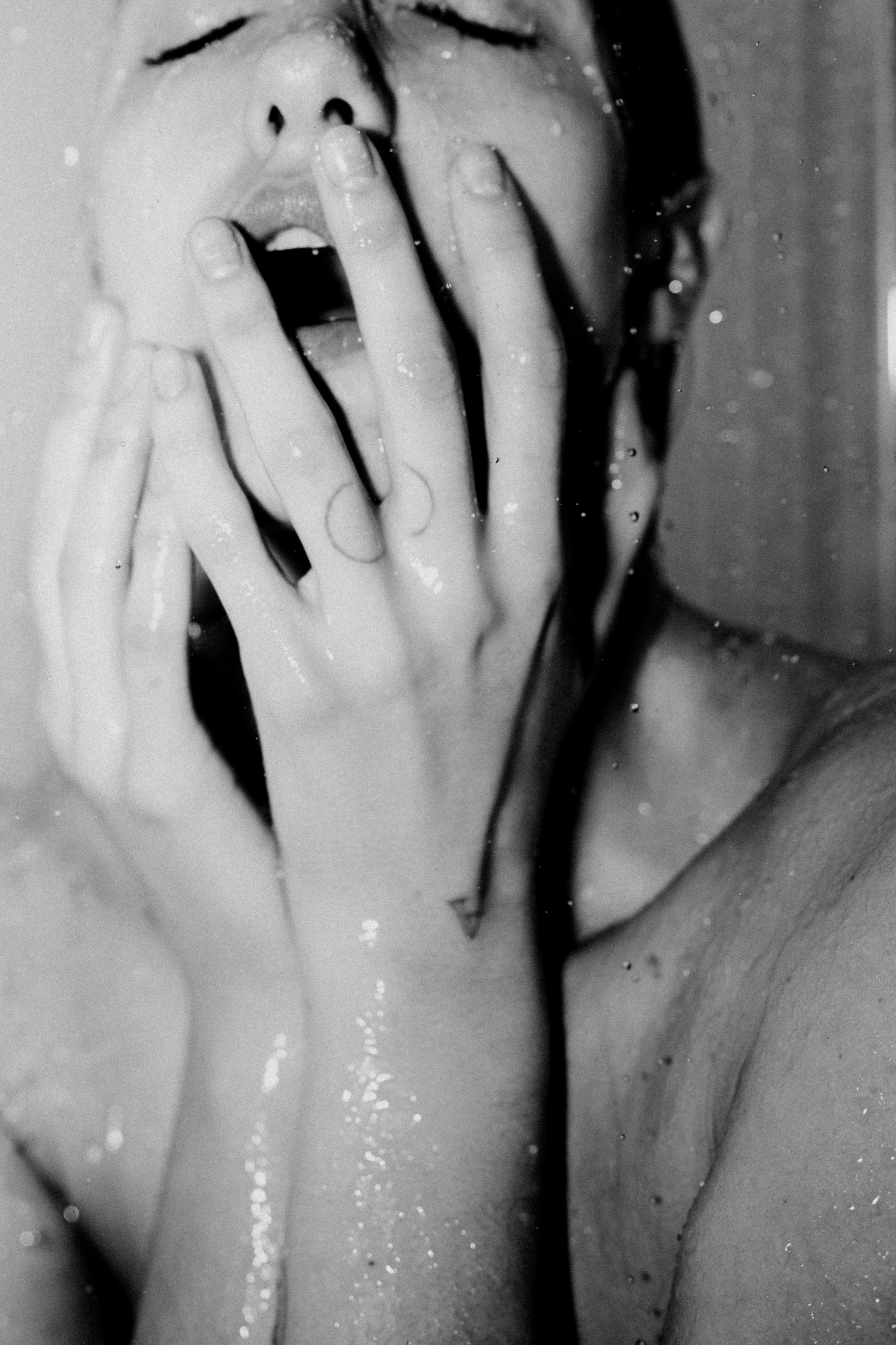 Обнажение. I am Diana, a portrait photographer. I take pictures around the world