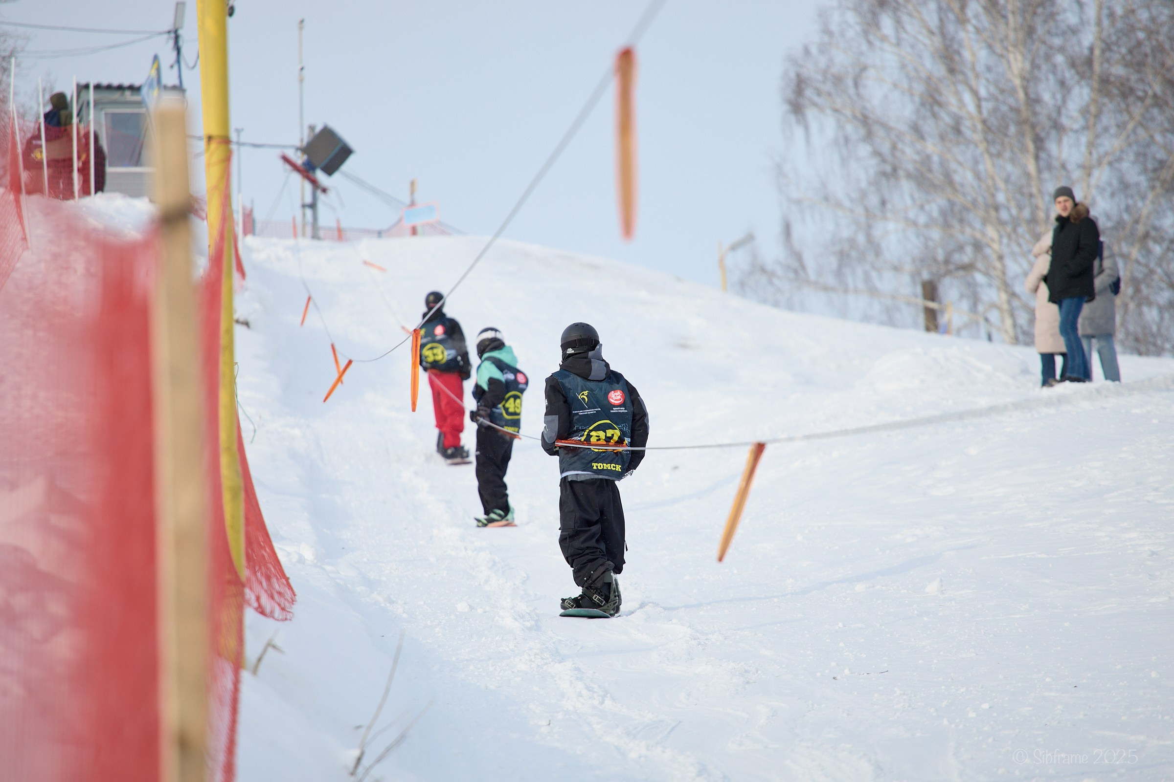 Всероссийские соревнованиях по сноуборду в дисциплине Биг-эйр в Томске. Коммерческий фотограф для бизнеса в Томске Дмитрий Ельчанинов