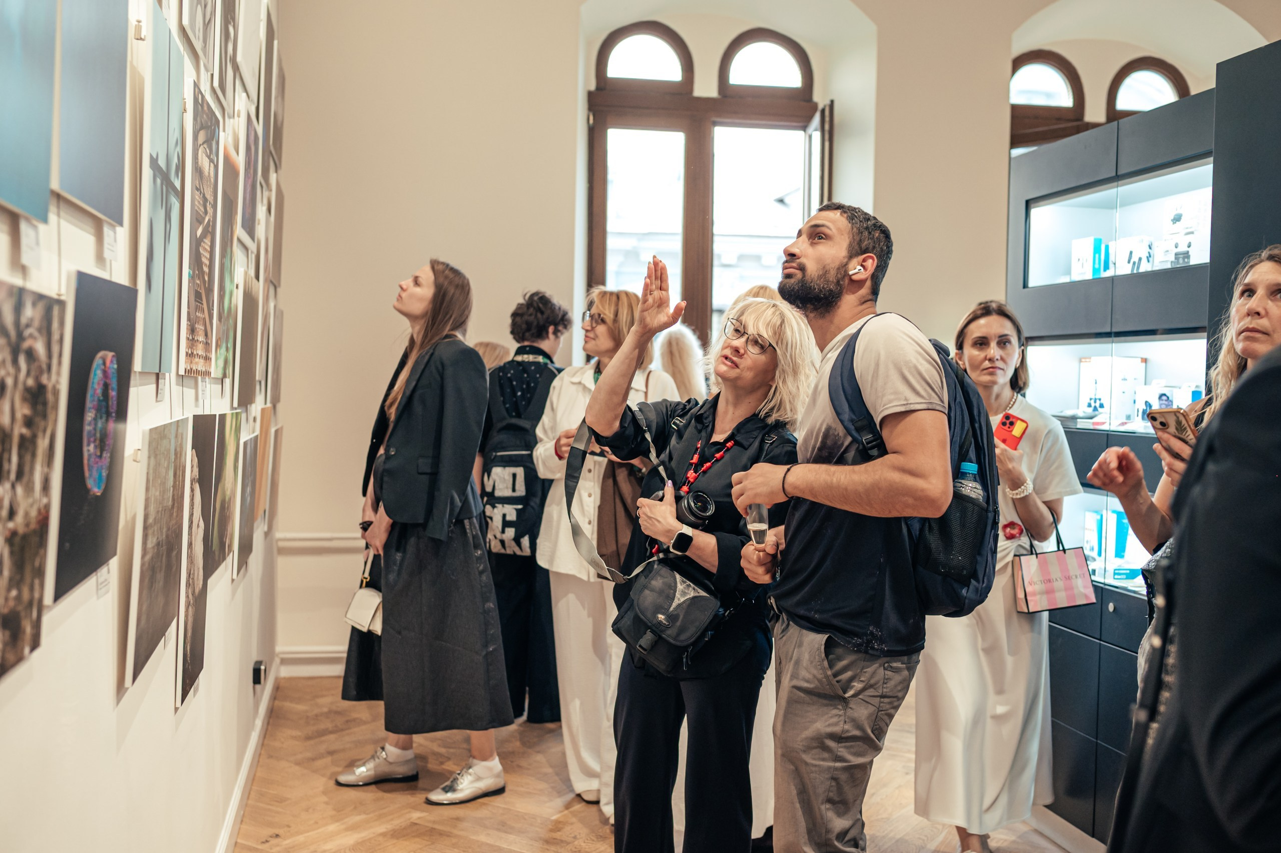 «Между Мирами» Москва Гум. ARTEXPOPHOTO