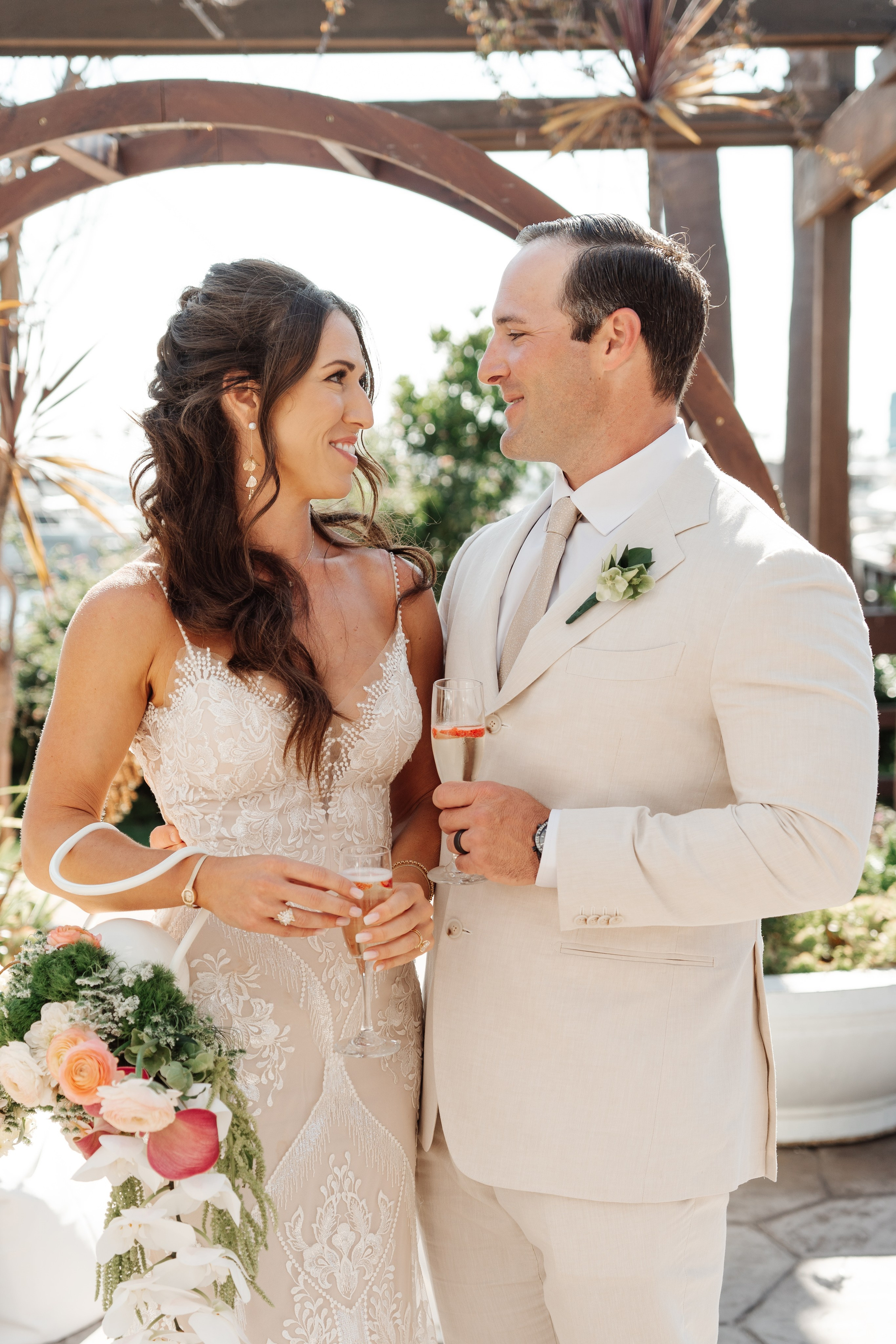 2025-08-16_BryanAmber. Ретушер Зенькевич Света