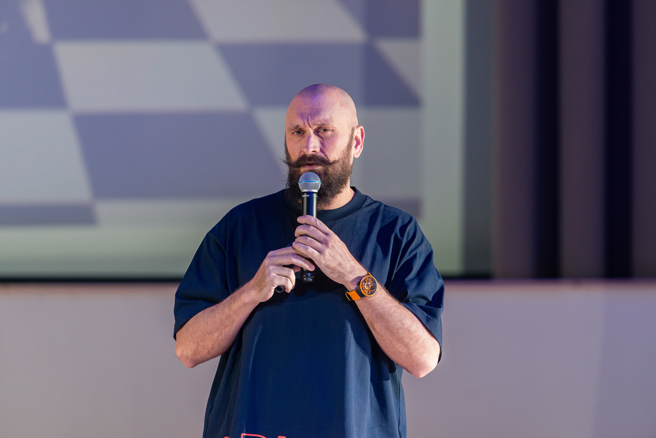 Репортажная съёмка Гала-форума дизайнеров RIW 24. Репортажный и персональный фотограф в Москве