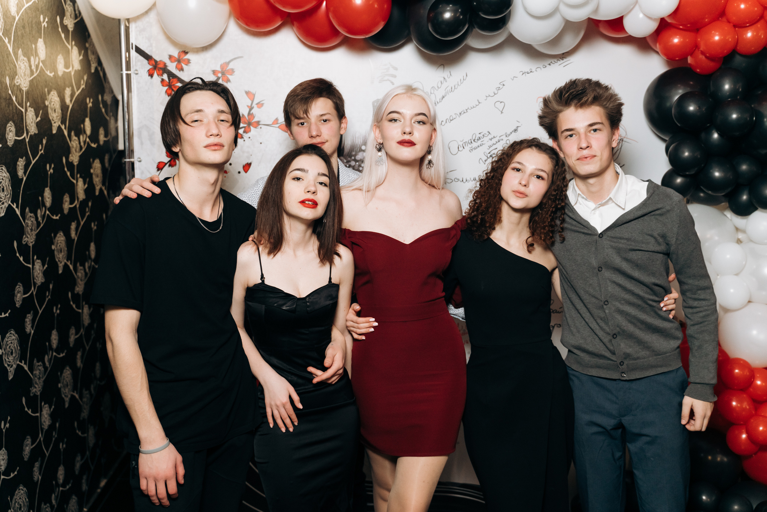 18 лет. Создаю контент для бизнеса- Андрей Корниенко и упаковываю компании и экспертов в Краснодаре