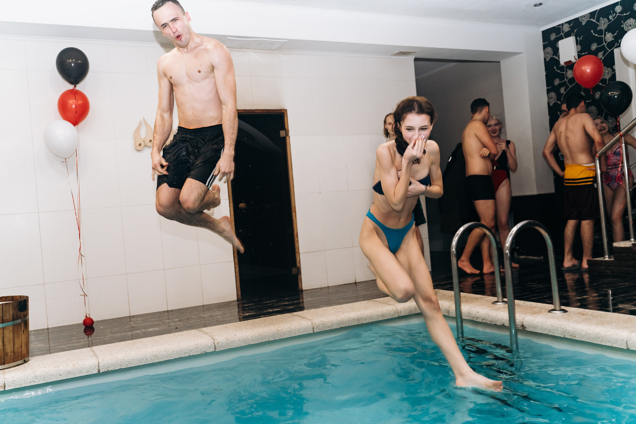 18 лет. Создаю контент для бизнеса- Андрей Корниенко и упаковываю компании и экспертов в Краснодаре