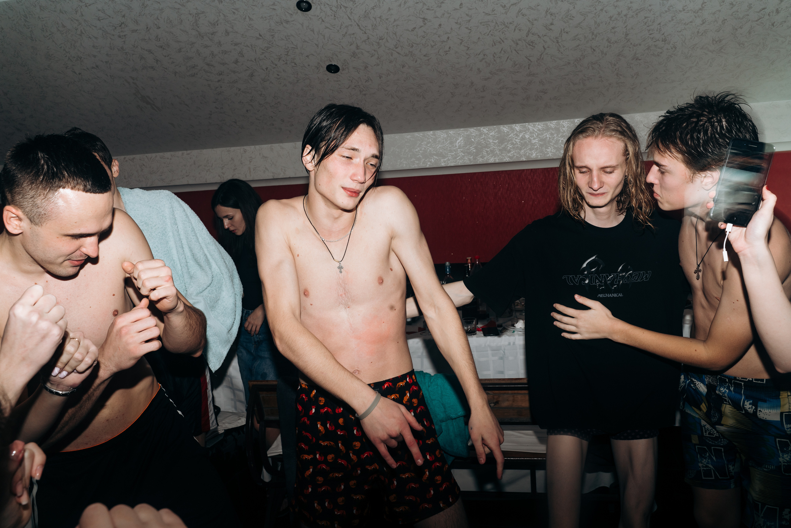 18 лет. Создаю контент для бизнеса- Андрей Корниенко и упаковываю компании и экспертов в Краснодаре