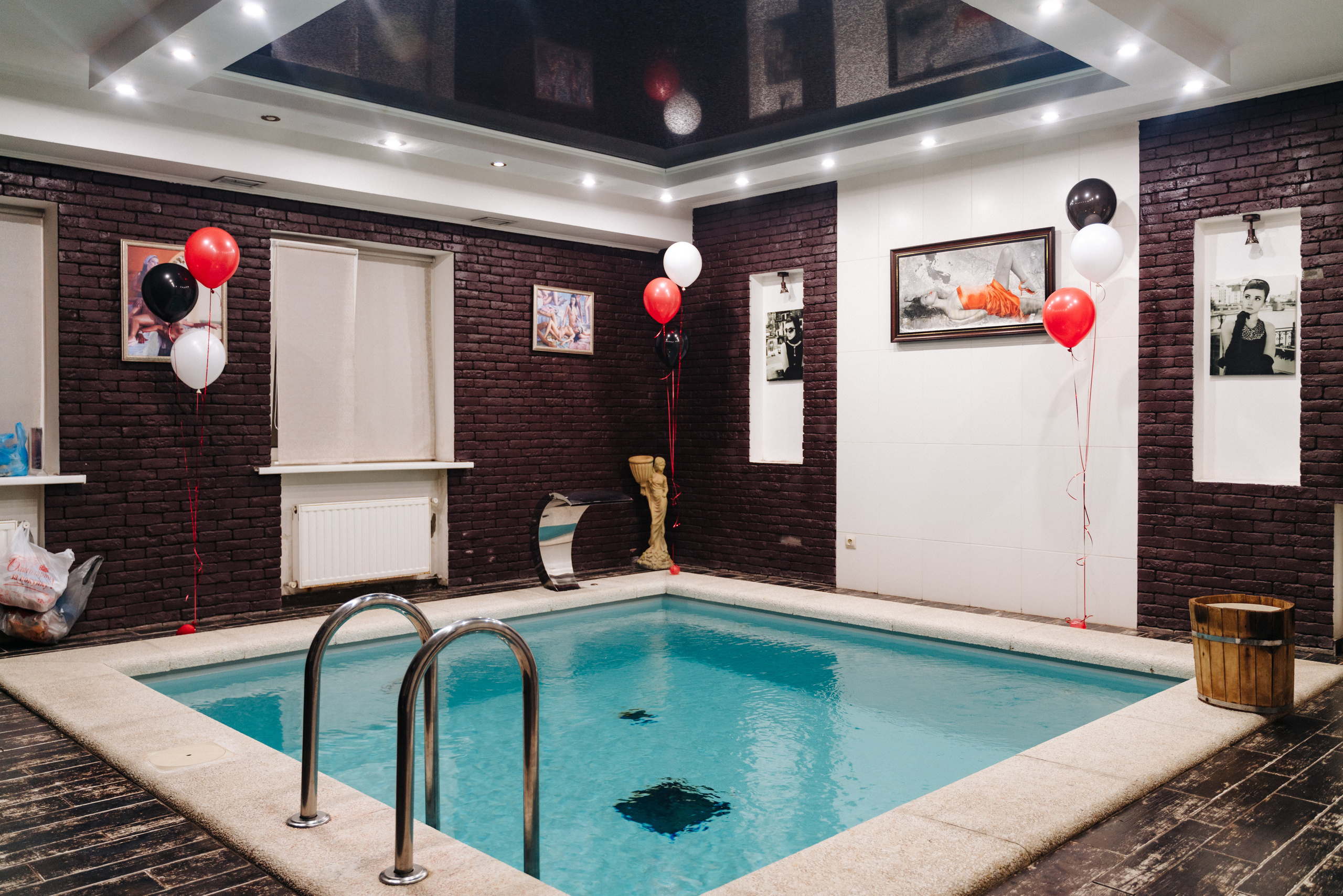 18 лет. Создаю контент для бизнеса- Андрей Корниенко и упаковываю компании и экспертов в Краснодаре