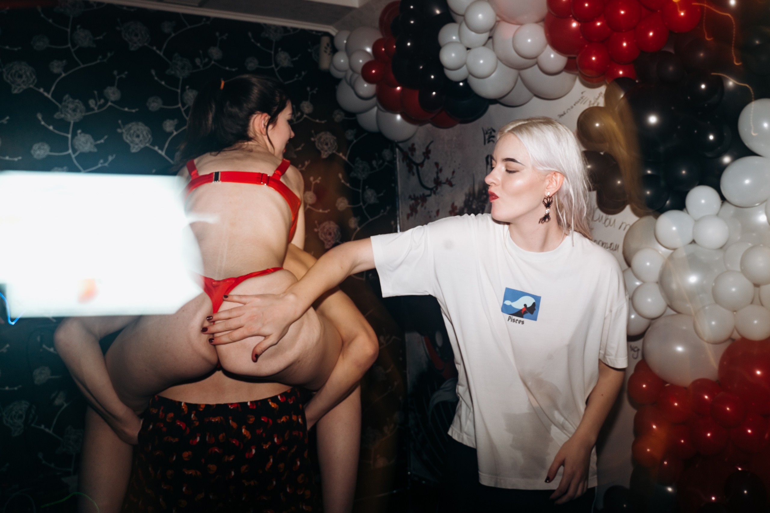 18 лет. Создаю контент для бизнеса- Андрей Корниенко и упаковываю компании и экспертов в Краснодаре