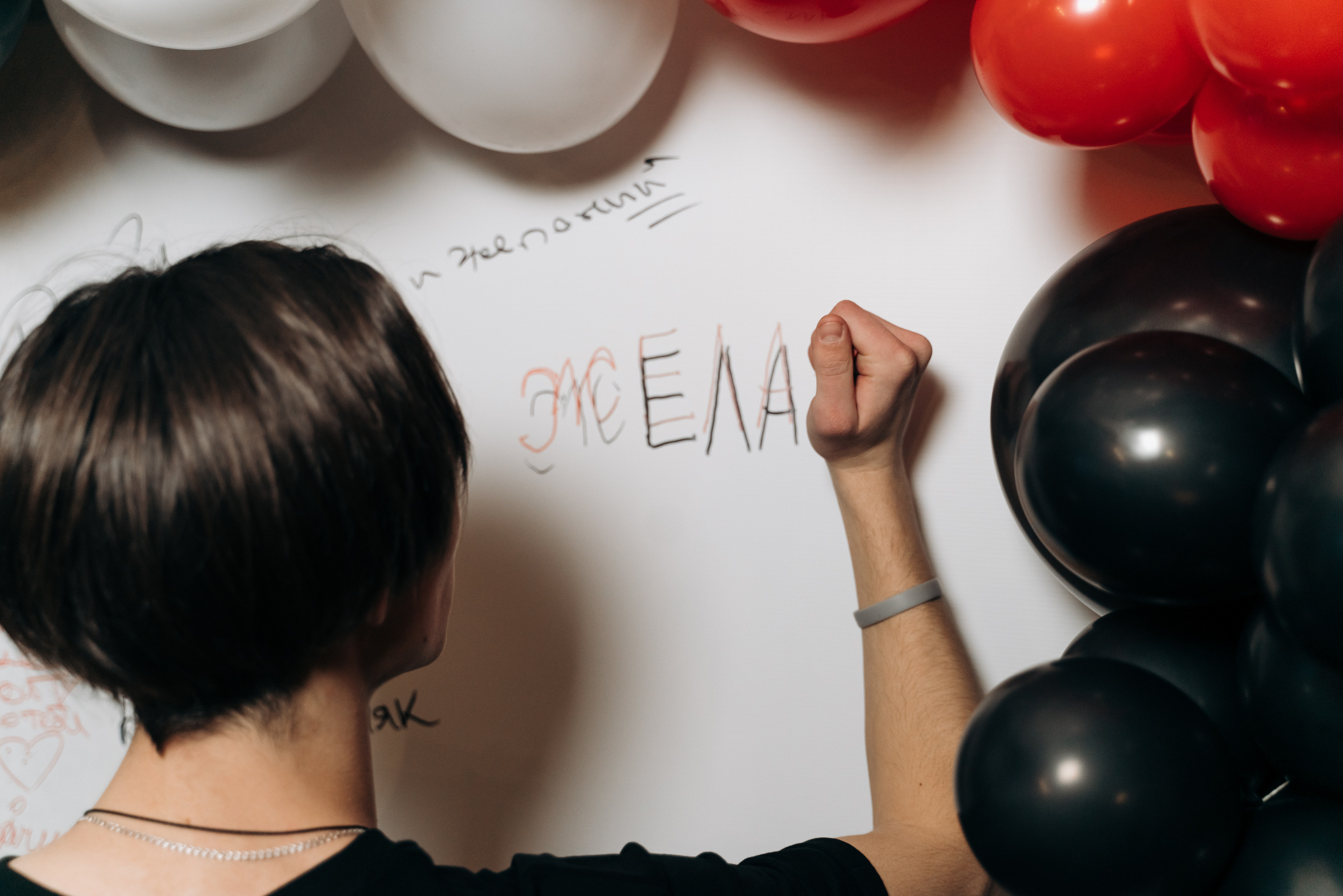 18 лет. Создаю контент для бизнеса- Андрей Корниенко и упаковываю компании и экспертов в Краснодаре