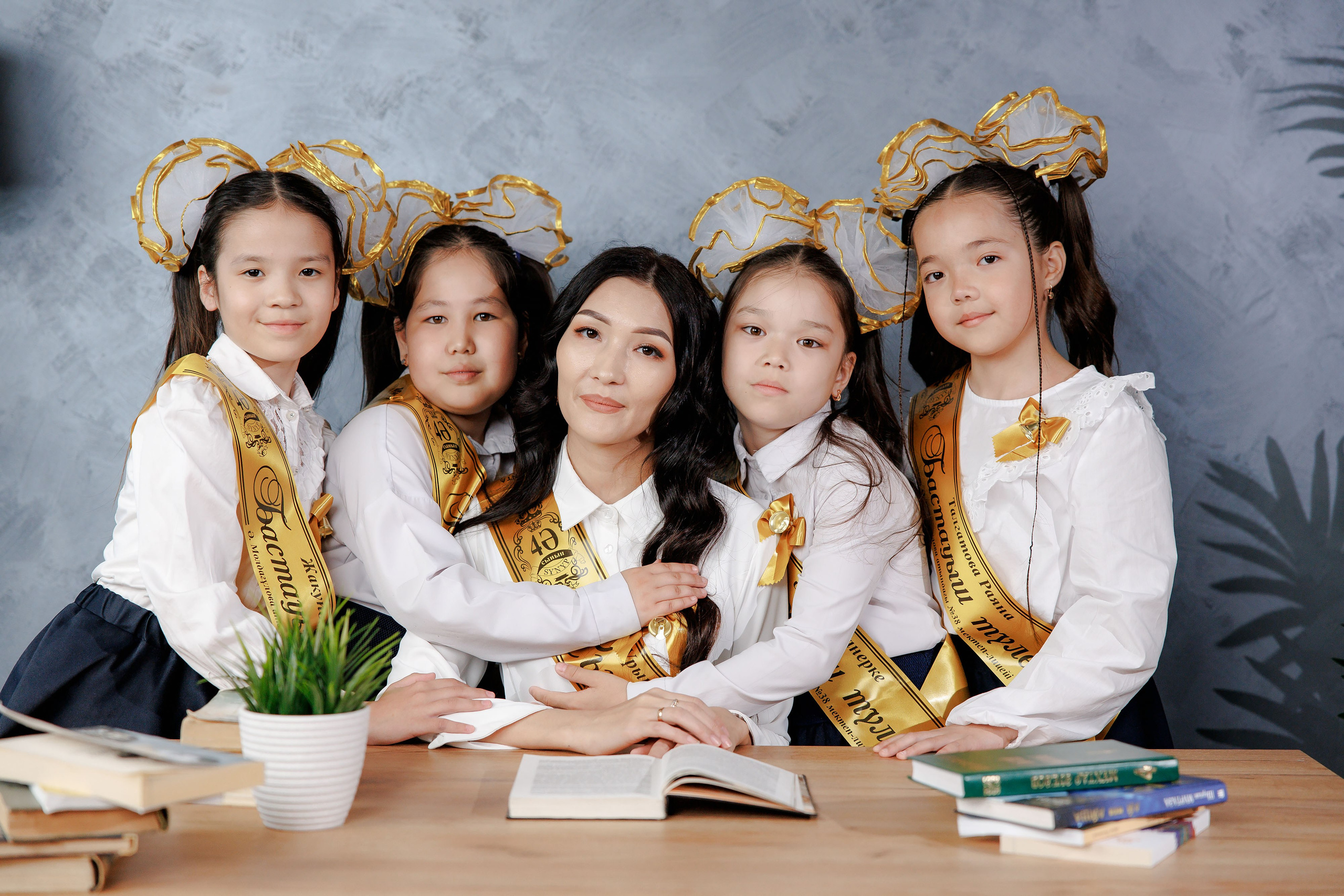 ШКОЛЬНАЯ ФОТОСЕССИЯ. ФОТОСТУДИЯ GALLERY