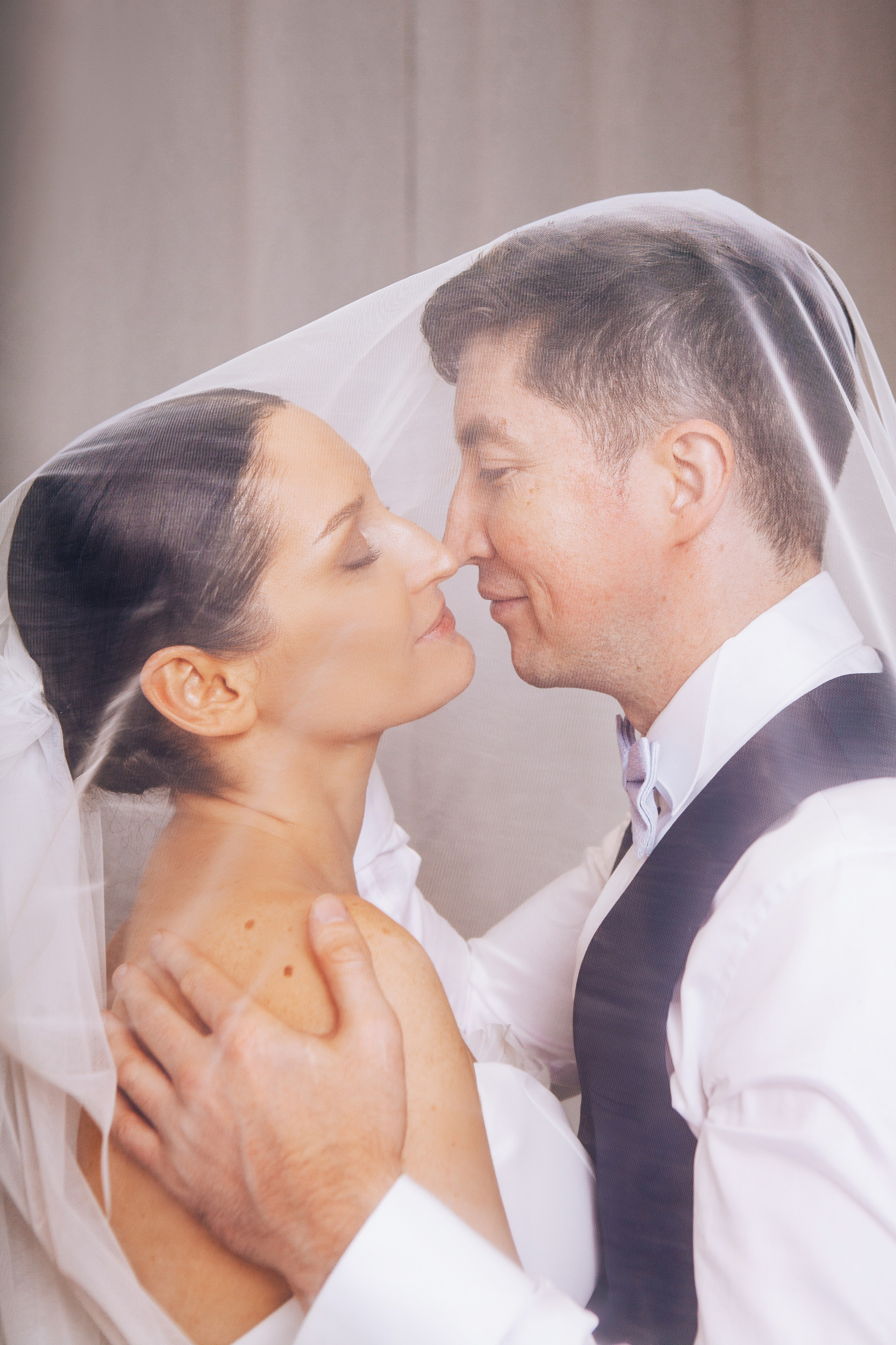 Фотосессия жениха и невесты в шипиловском загсе. Фотограф Ольга Ефремова