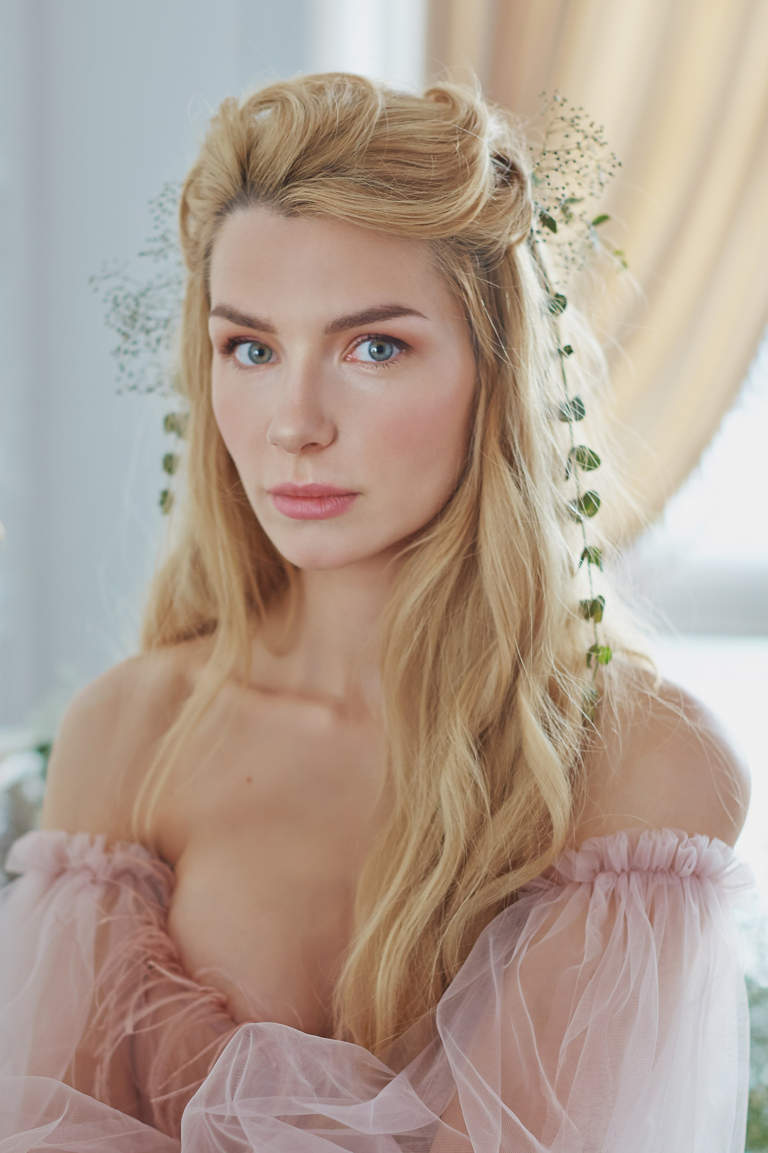 Нежная фотосессия красивой рапунцель. Фотограф Ольга Ефремова