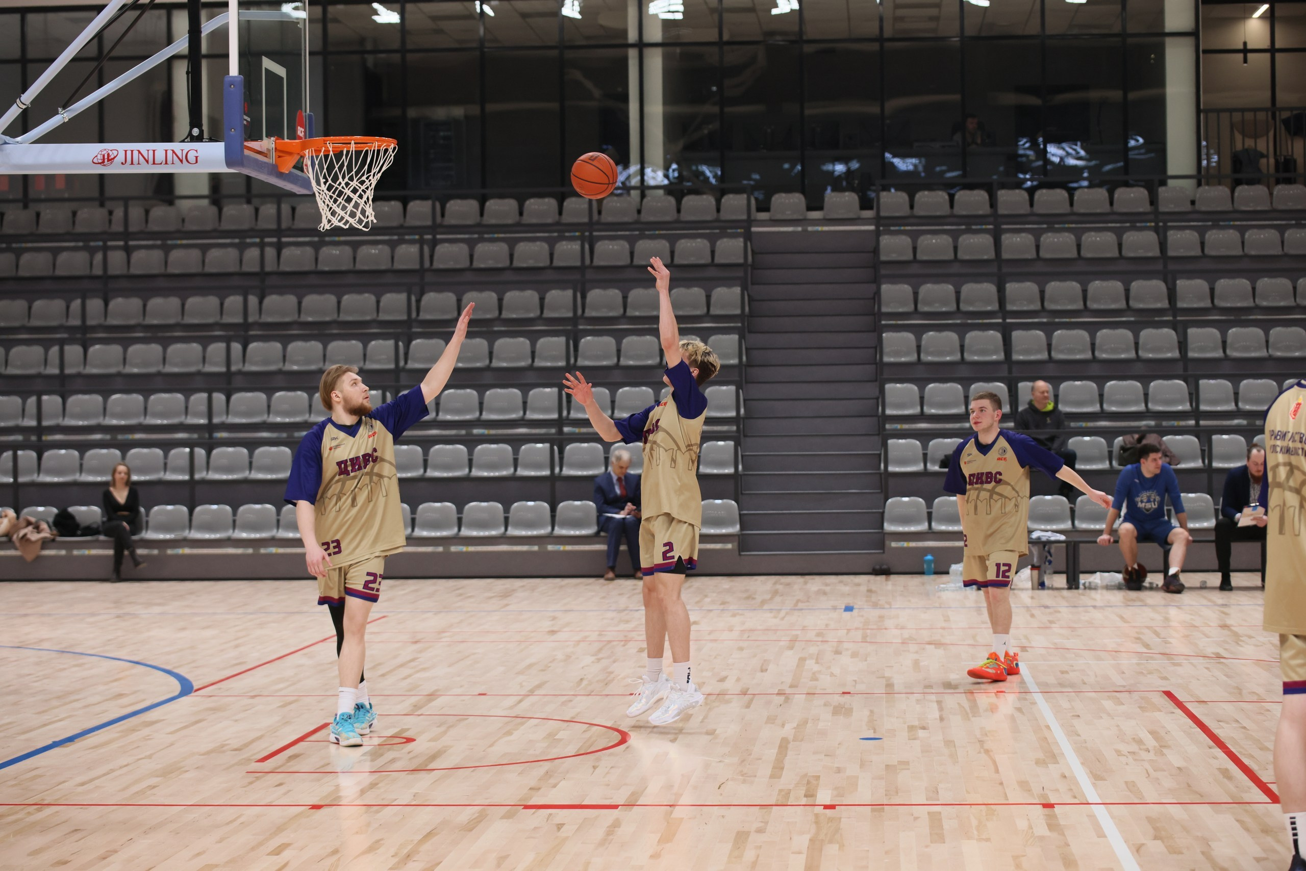 Баскетбол ТулГу VS МГУ. Фотограф в Туле Крупский АнДРей. Фотостудия «КАДР71» в Туле