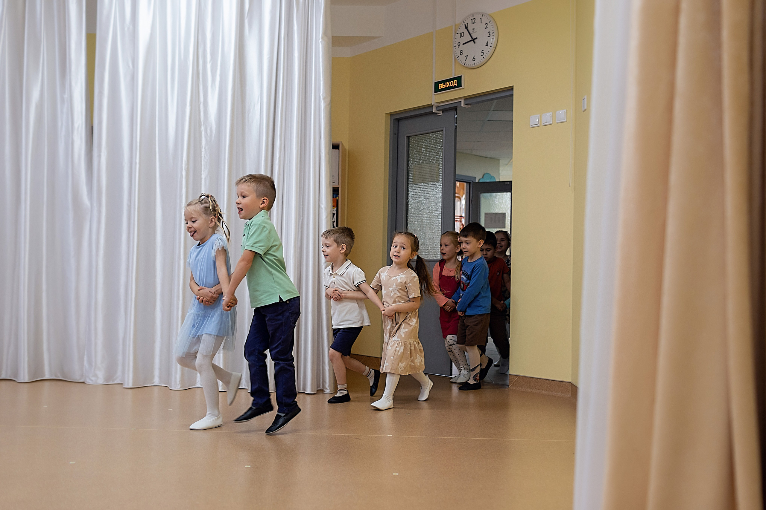 Старшая группа_день в саду_2024. Семейный фотограф в Санкт-Петербурге