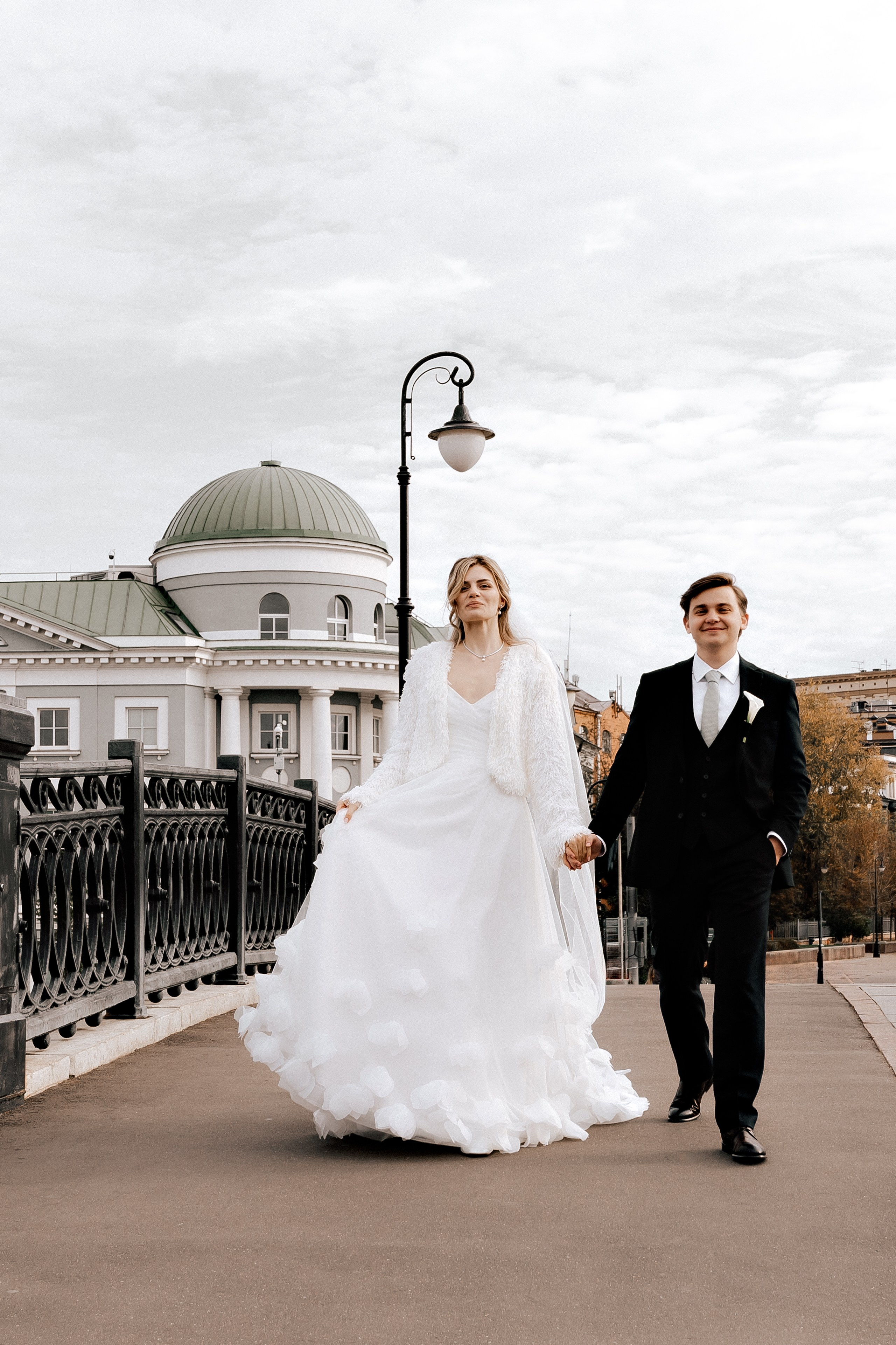 Свадьба «Парк Горького» Артём-Юлия. Свадебный/Портретный фотограф снимаю в Москве