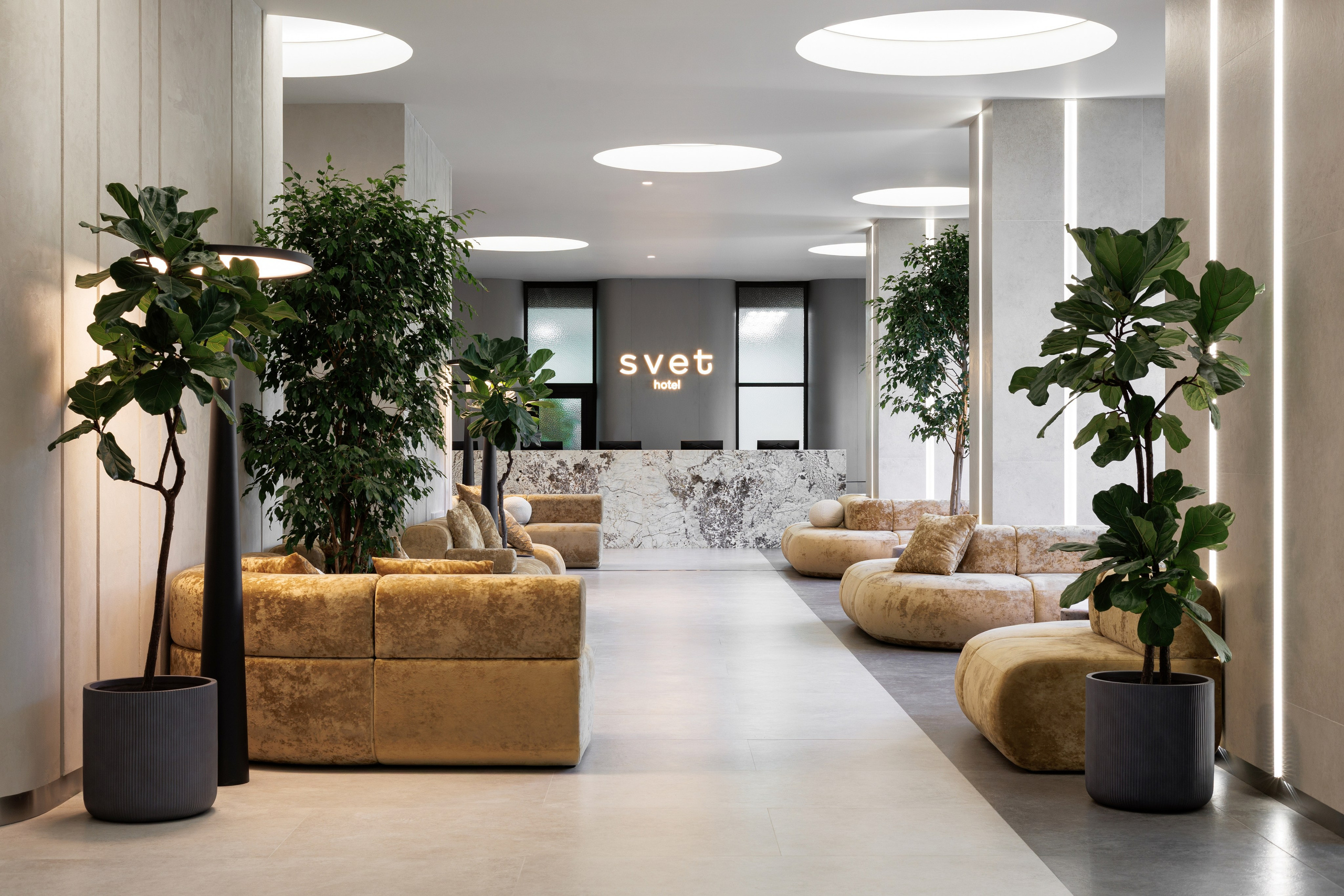 Лобби отеля Svet