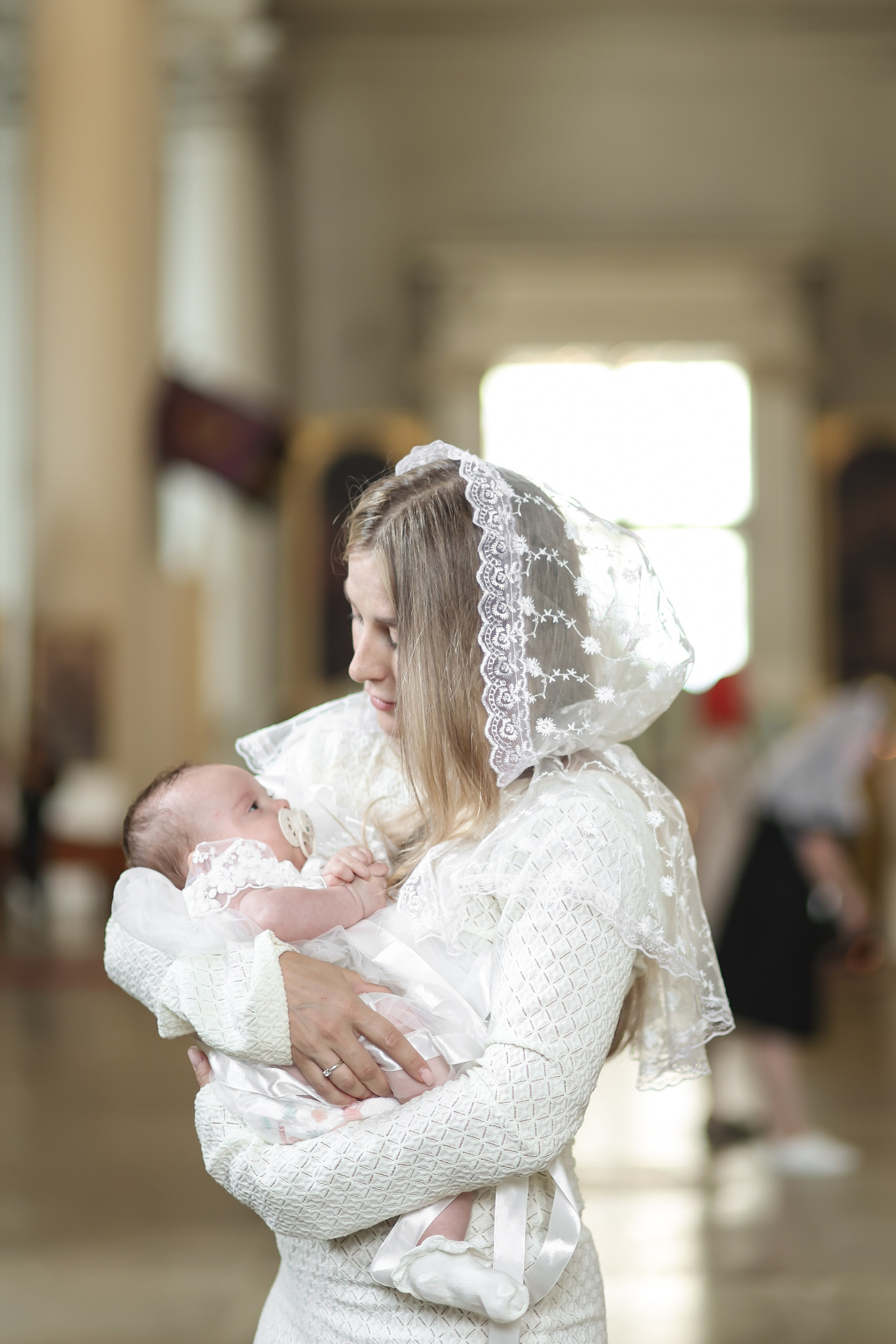 Крещение Софии. Репортажный и портретный фотограф в Санктпетербурге. Видиосъемка мероприятий в Санкт-Петербурге