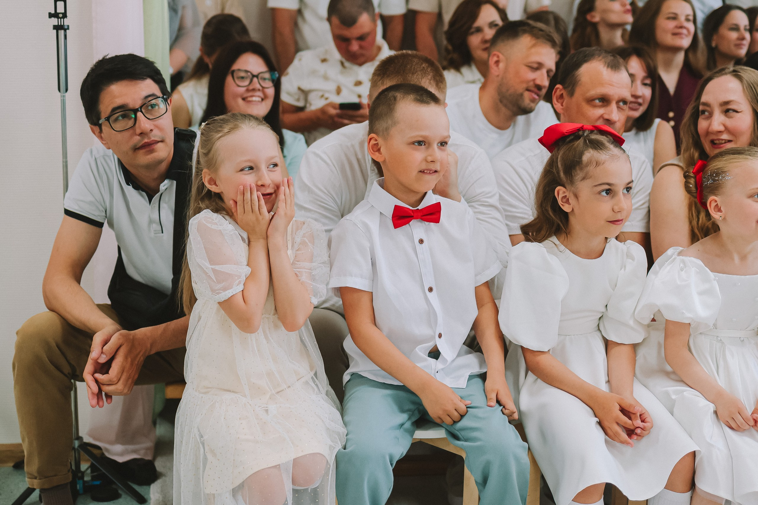 Выпускной репортаж. Семейный фотограф Тюмень, фотограф на роды Салмина Мария