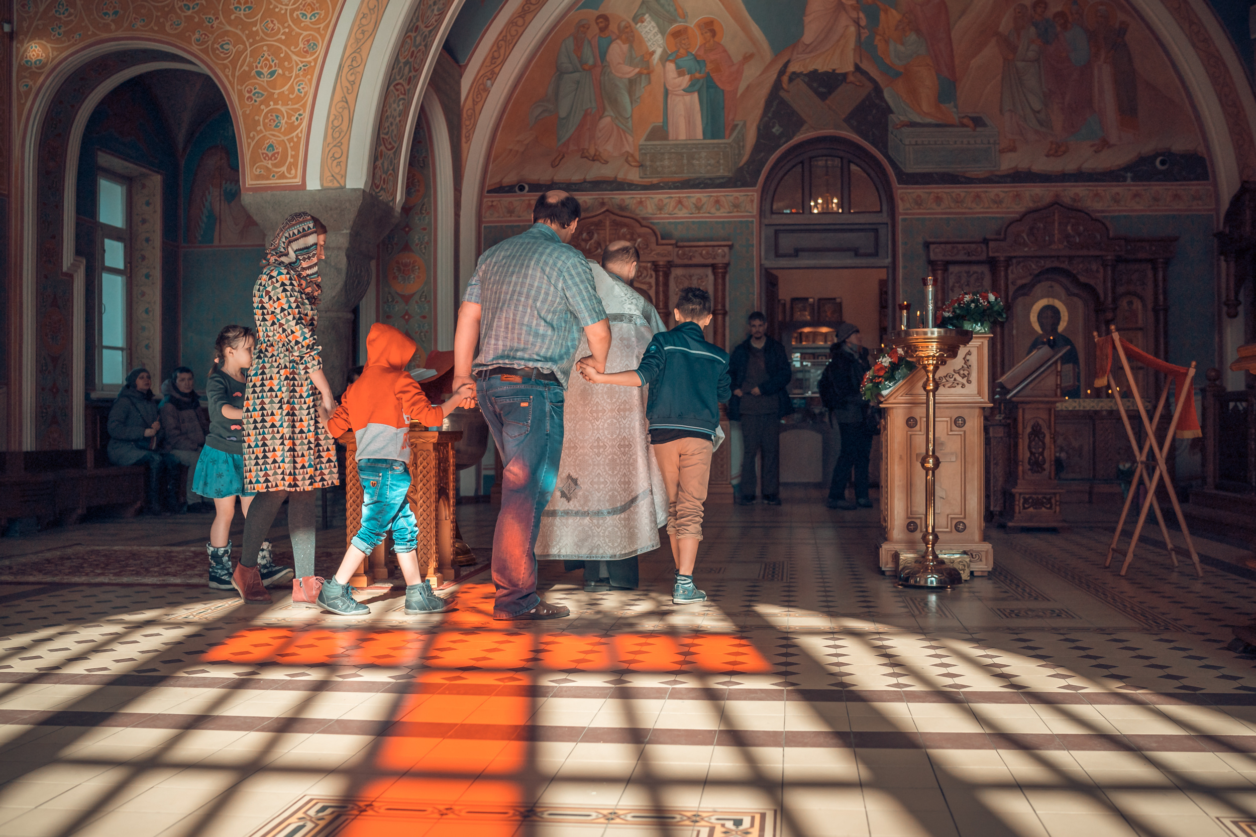 Крещение деток из Емельяновского детского дома. Фотограф на Крещение и Венчание в Красноярске Рамазанова Юлия