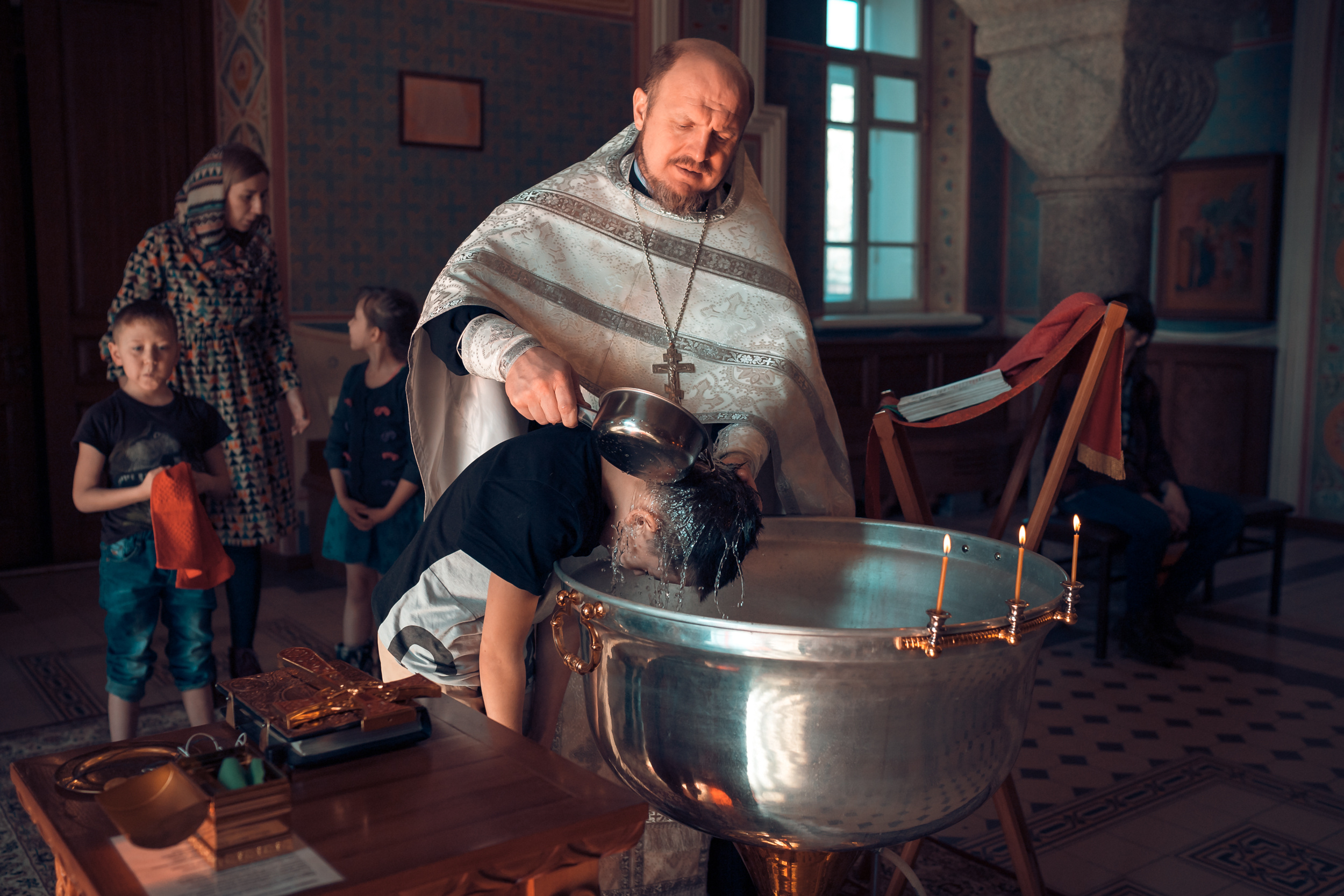 Крещение деток из Емельяновского детского дома. Фотограф на Крещение и Венчание в Красноярске Рамазанова Юлия