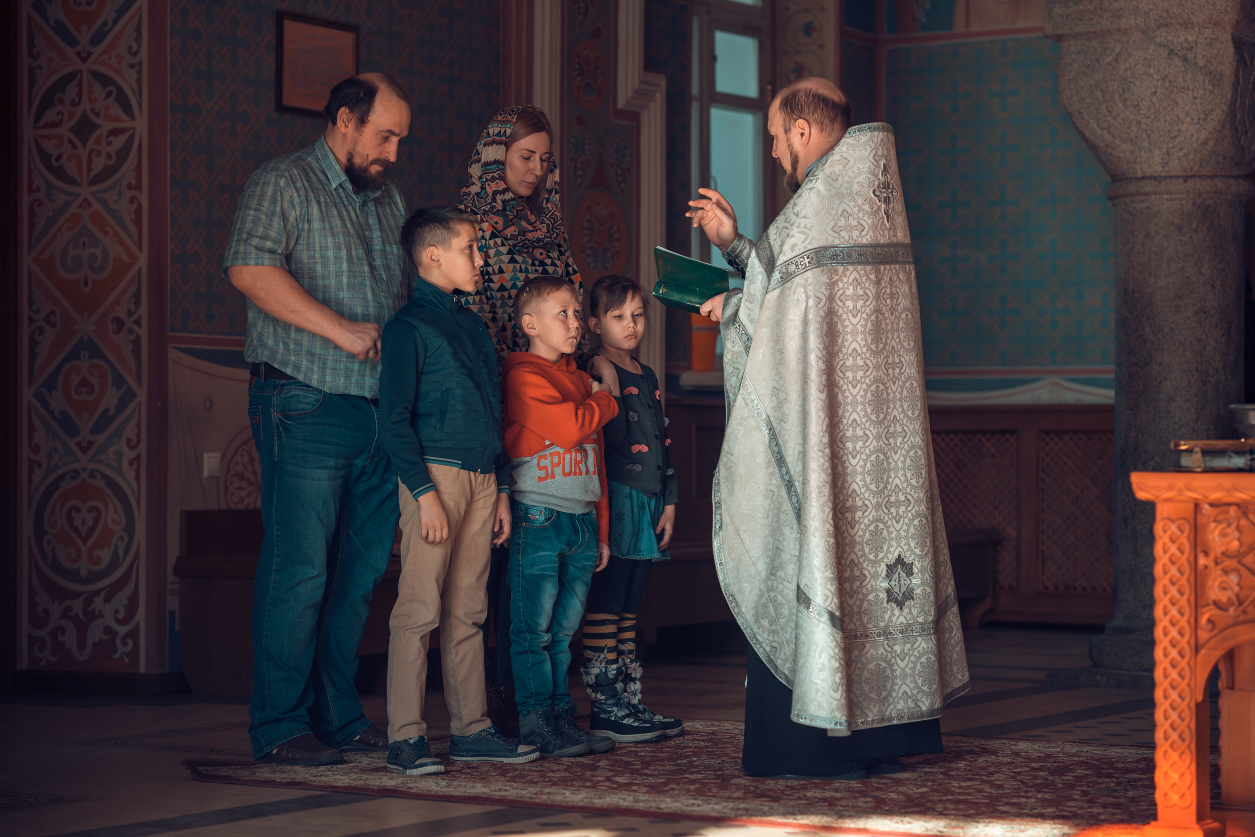 Крещение деток из Емельяновского детского дома. Фотограф на Крещение и Венчание в Красноярске Рамазанова Юлия