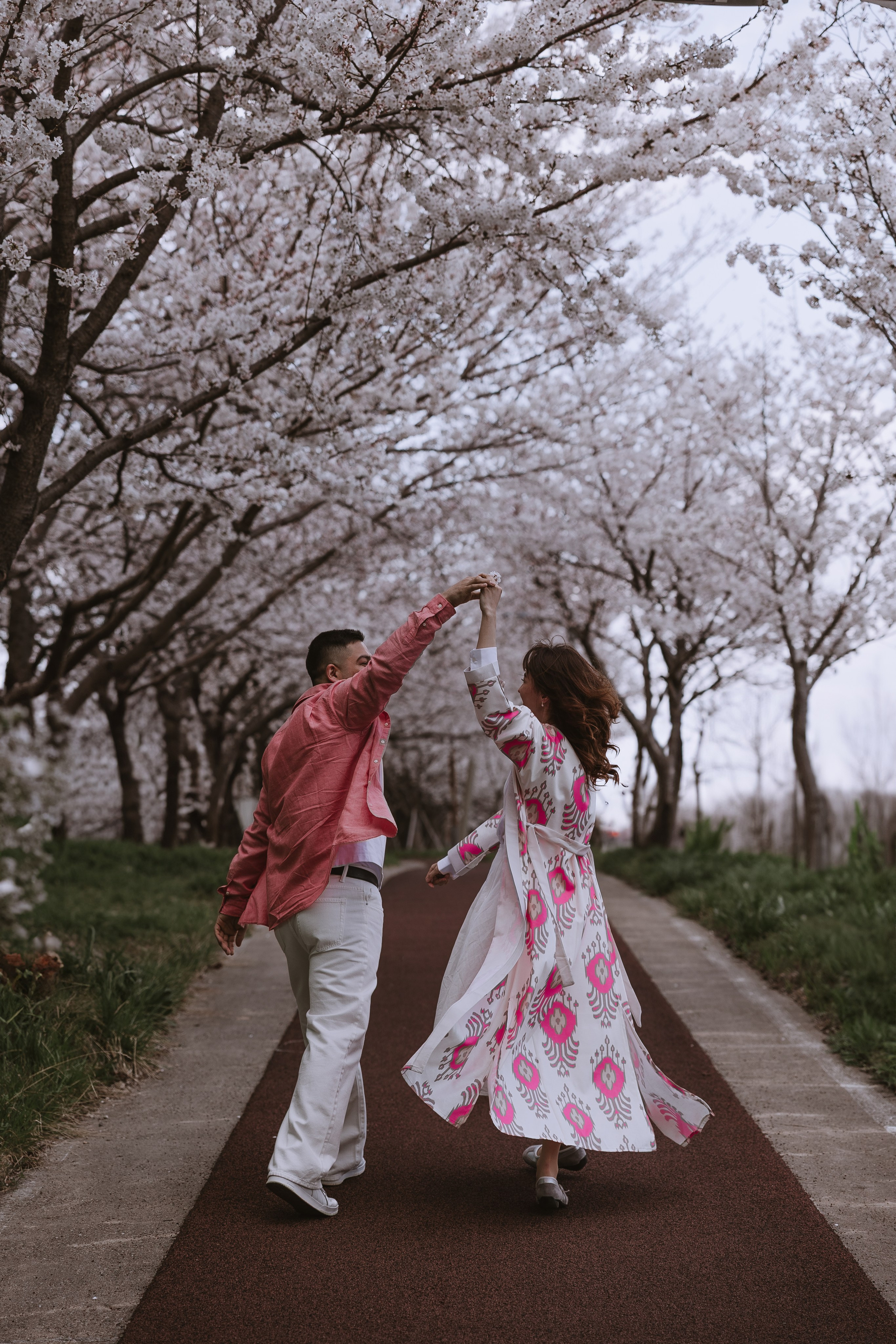 Романтическая прогулка в Пусане в сакуре. ВАШ ФОТОГРАФ В ПУСАНЕ (Южная Корея) Александра Ануфрий