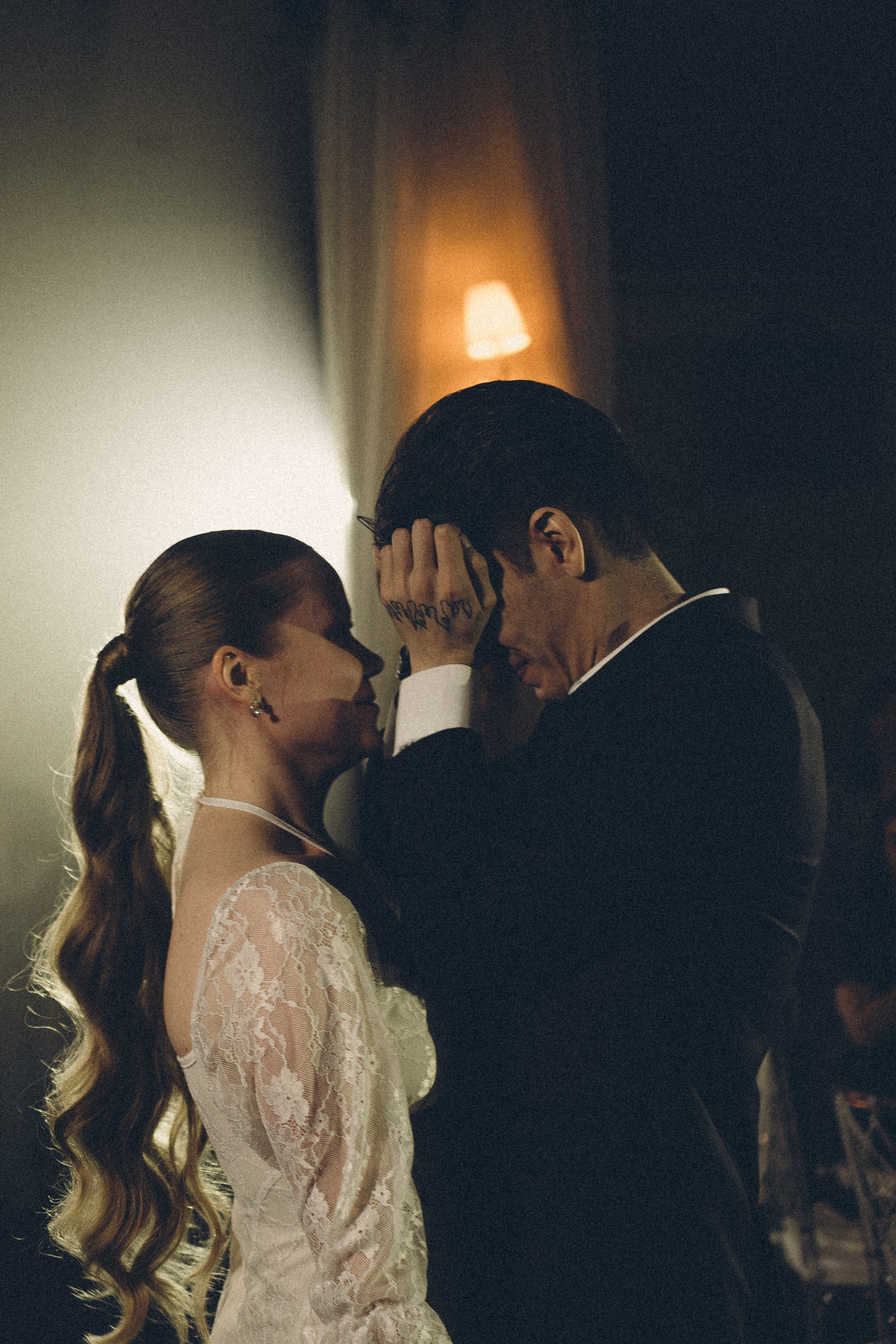 СВАДЕБНАЯ СЬЕМКА В ОТЕЛЕ В СИБИРИ. Профессиональный фотограф, Санкт-Петербург — Виктория Богомолова