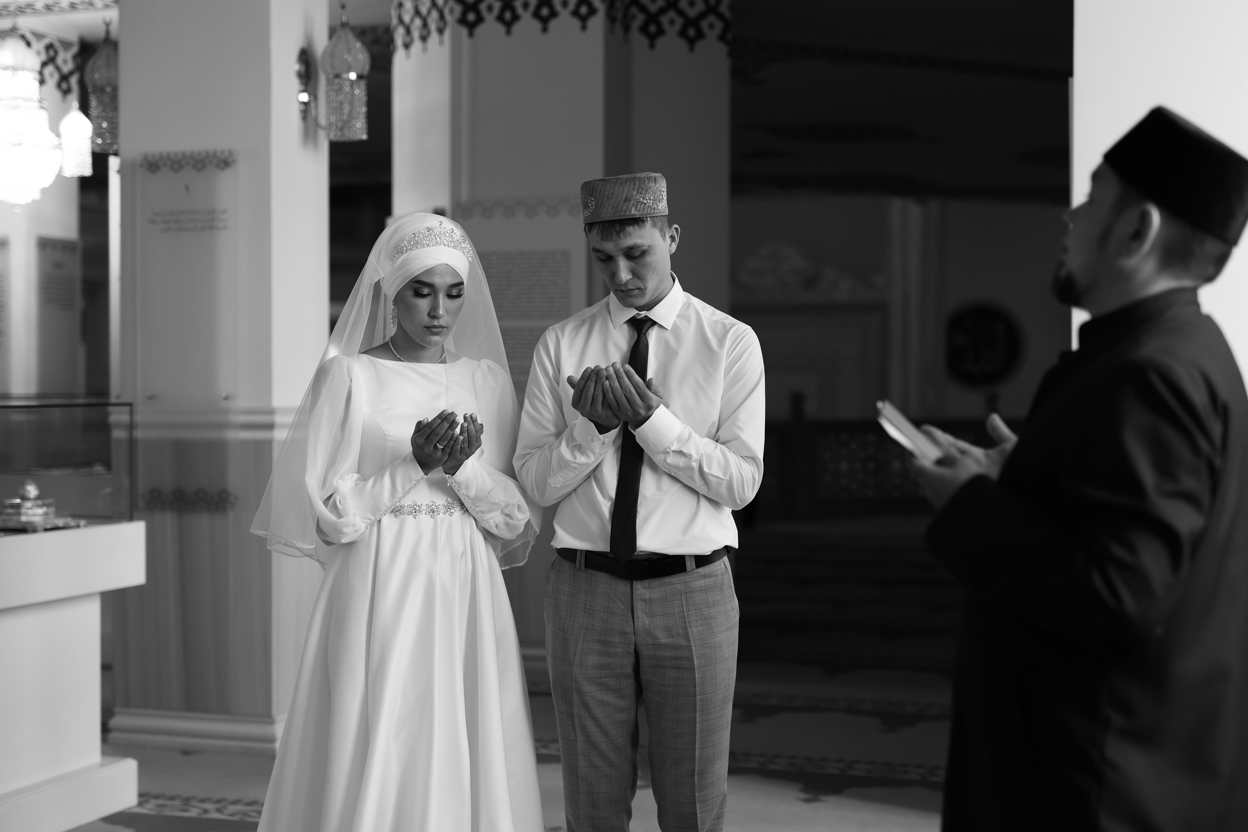 фотограф на никах москва, фотограф на никах казань, никах в москве, никах в казани, халяльный ресторан, повязывание платка, никах в мечети, повязывание платка в Москве, повязывание платка в Казани, мечеть Ирек, фотосессия в мечети, платья для никаха москва, платья для никаха в Казани 