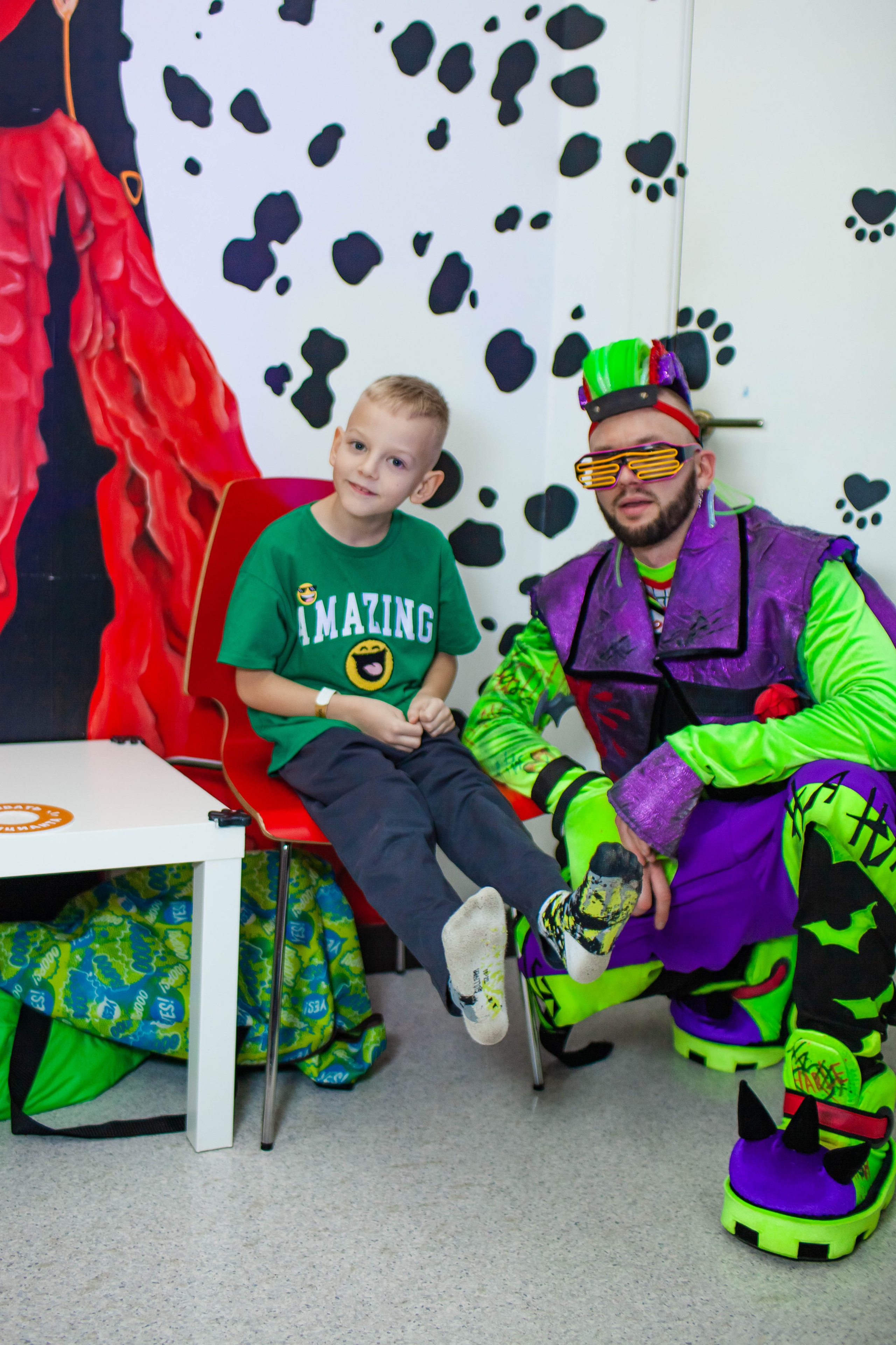 Неон Челендж День рождения Ярослава. Детский и семейный фотограф в Санкт-Петербурге Елизавета Сорокина