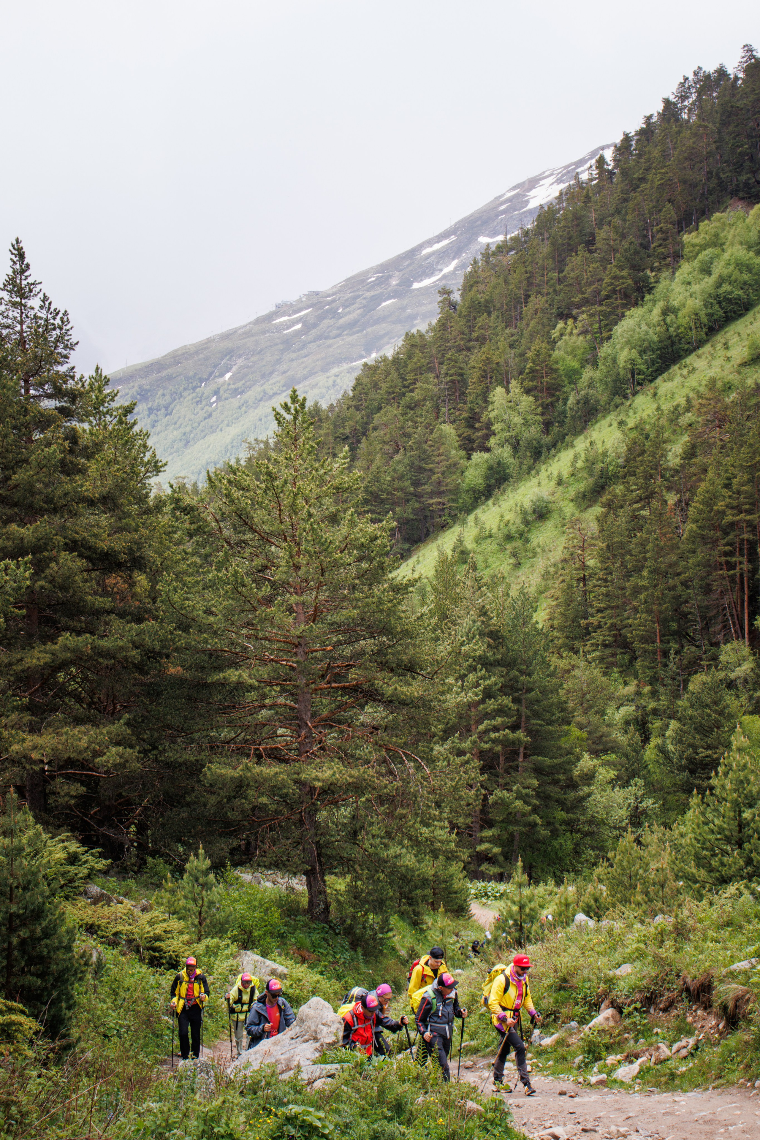 Трекинг / Терскольский водопад. Фотограф на трекинг и восхождение Эльбрус, Приэльбрусье. Елизавета Бобок