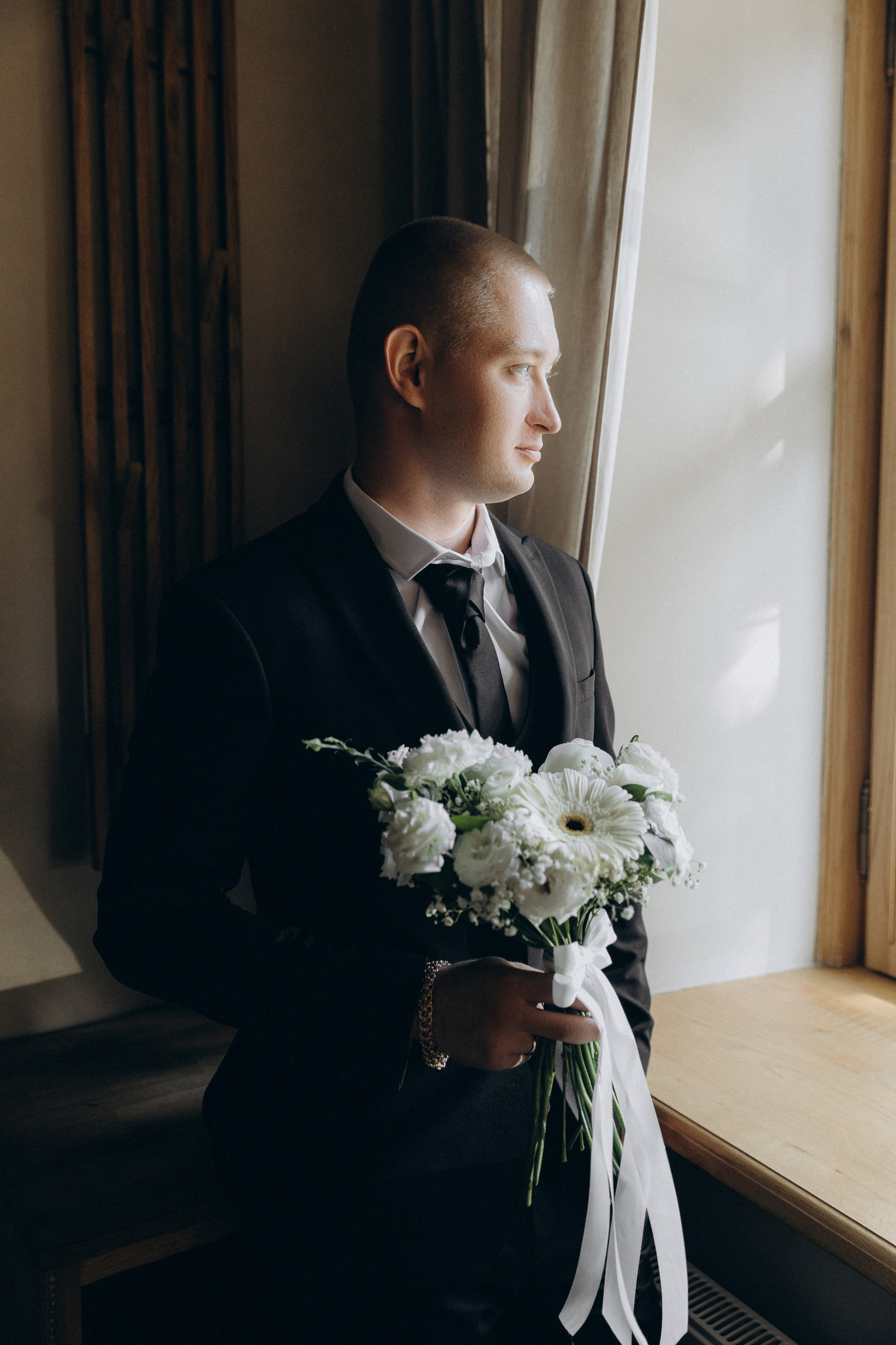 Роман и Анастасия. Главная