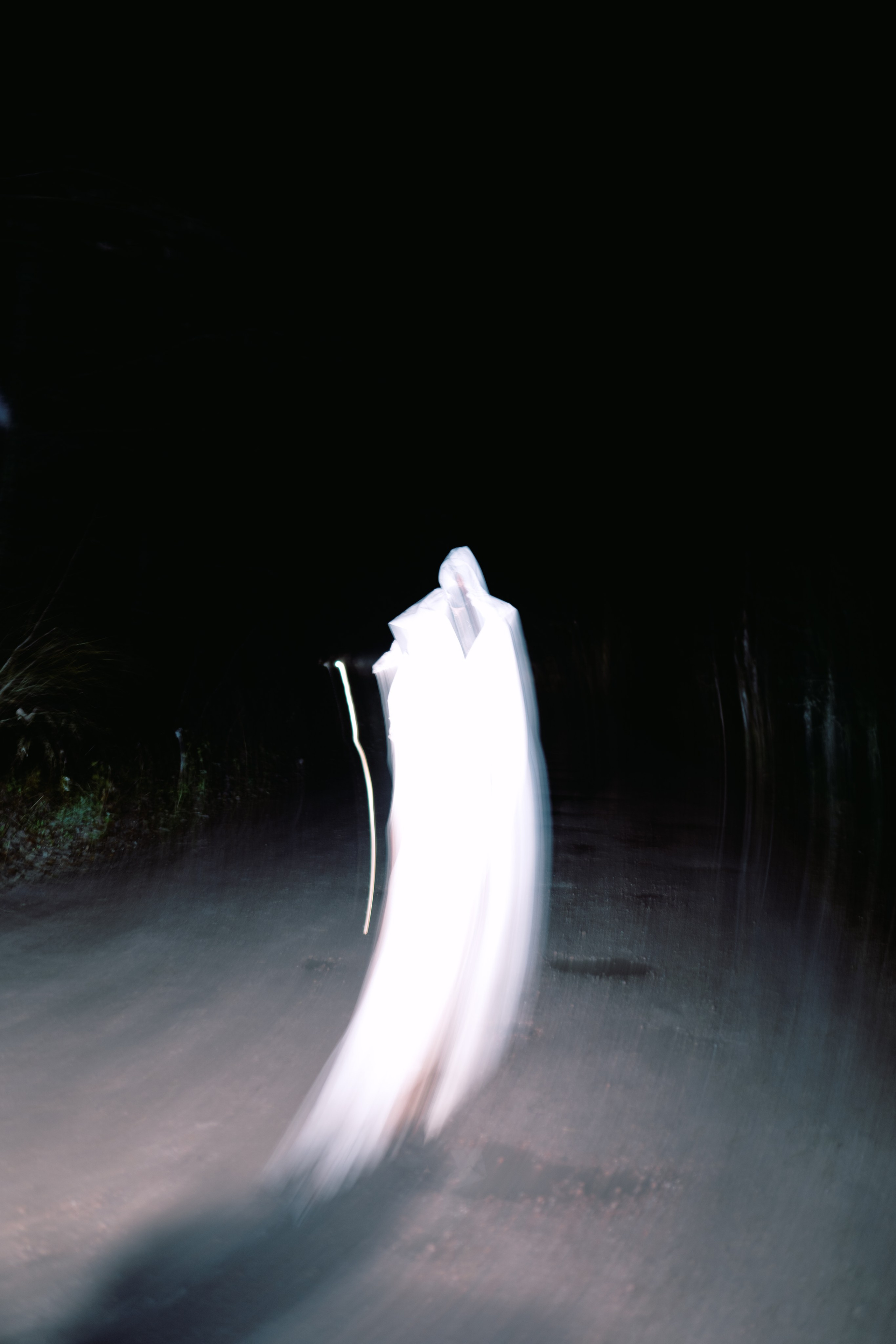 Loweliness. Backstage. @tomrus: Рустам Шагиморданов — фотограф