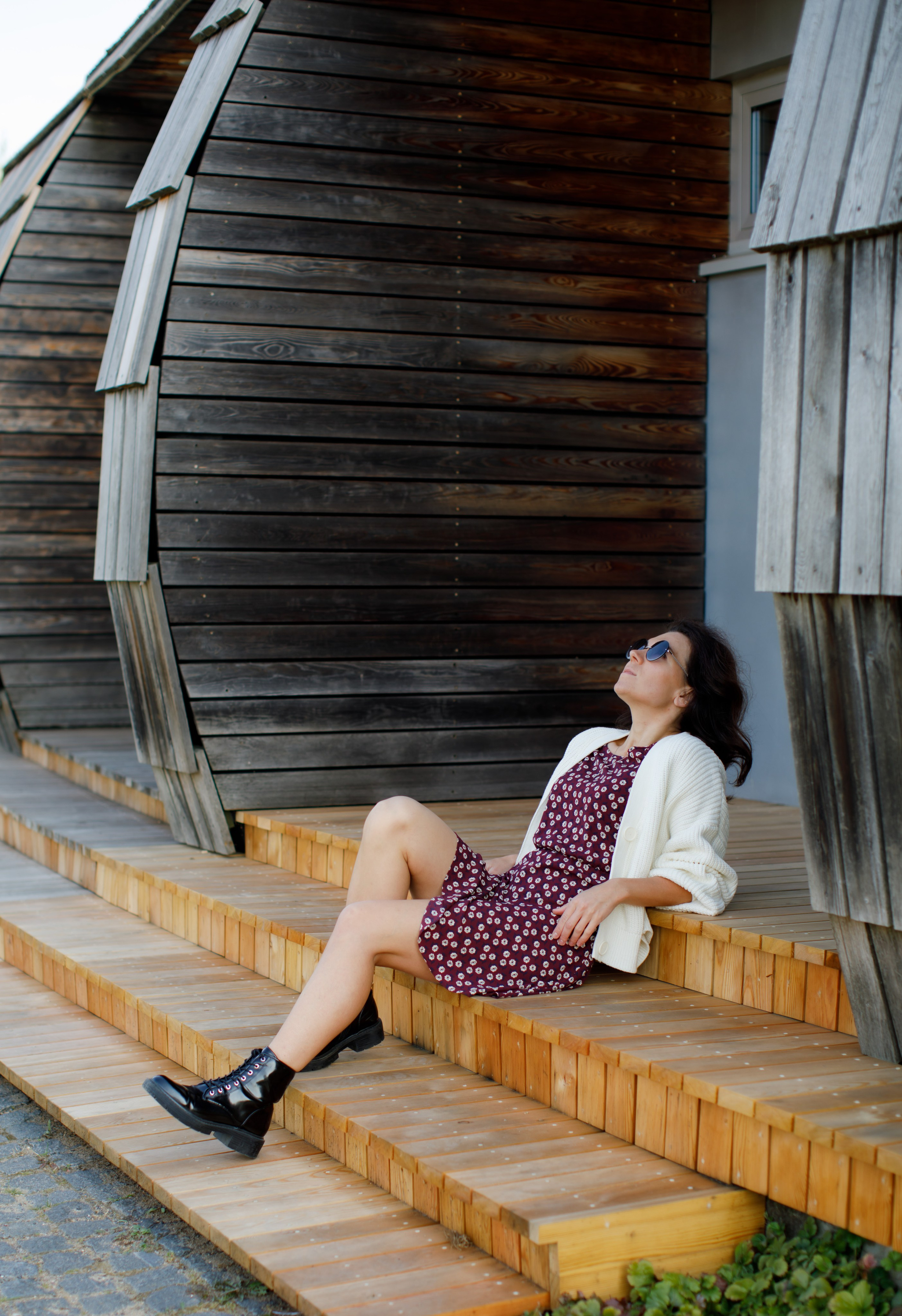 Когда лето встречается с осенью. Фотопрогулка с Дашей в загородном клубе. Портретный и семейный фотограф Юлия Герман