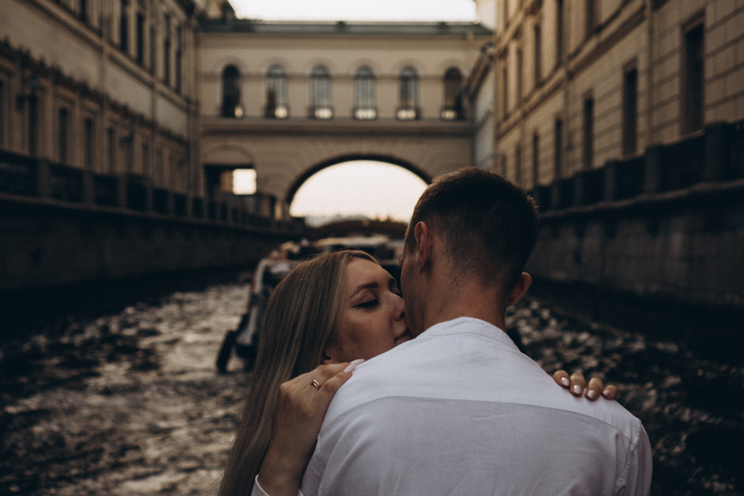 СВАДЕНБНАЯ СЬЕМКА НА КАТЕРЕ ПО КАНАЛАМ САНКТ-ПЕТЕРБУРГА И В АКВАТОРИИ НЕВЫ. Профессиональный фотограф, Санкт-Петербург — Виктория Богомолова