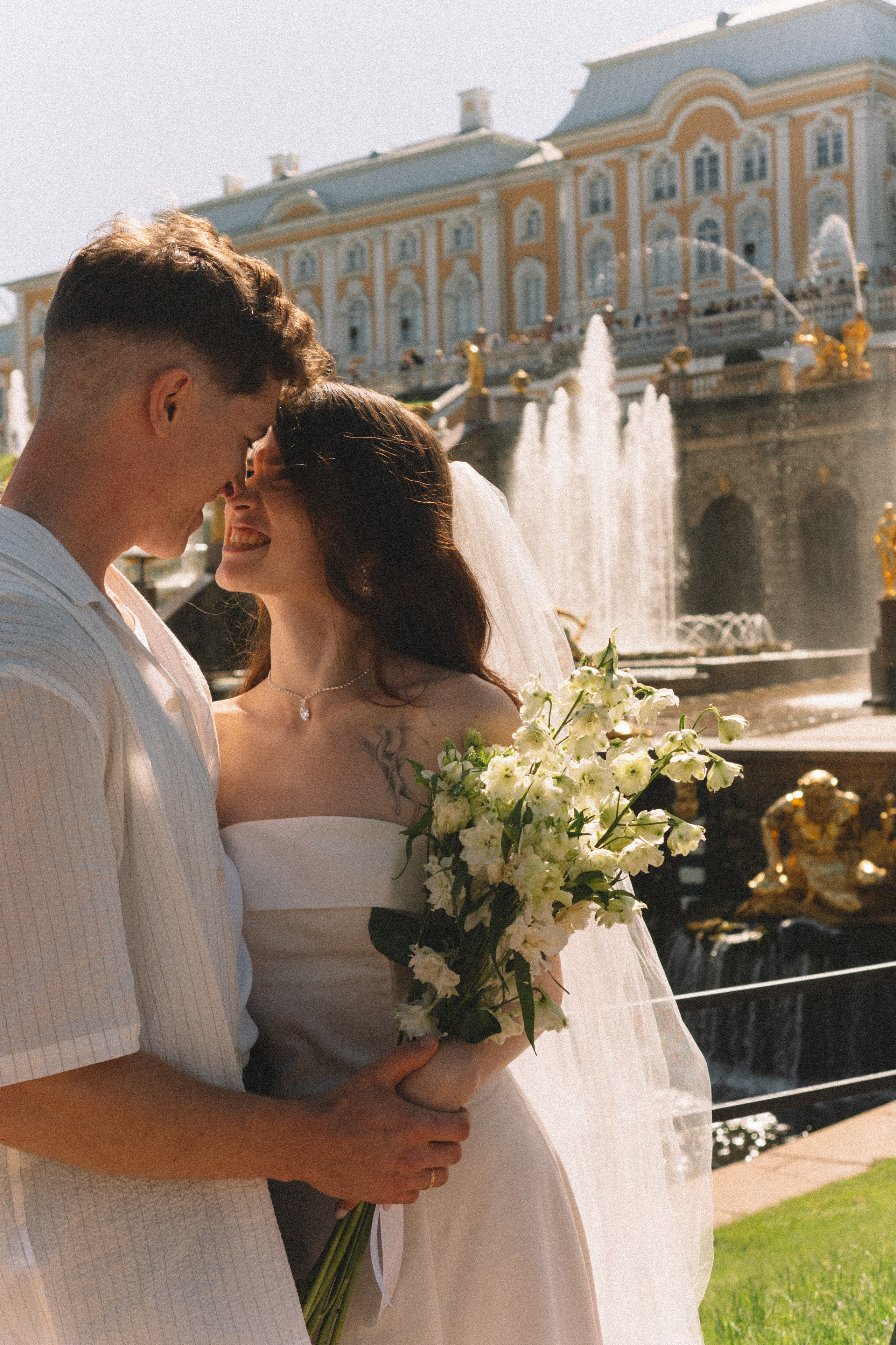 СВАДЕБНАЯ СЬЕМКА В ПЕТЕРГОФЕ И СЬЕМКА РЕПОРТАЖА В ЗАГСЕ ПЕТЕРГОФА. Профессиональный фотограф, Санкт-Петербург — Виктория Богомолова