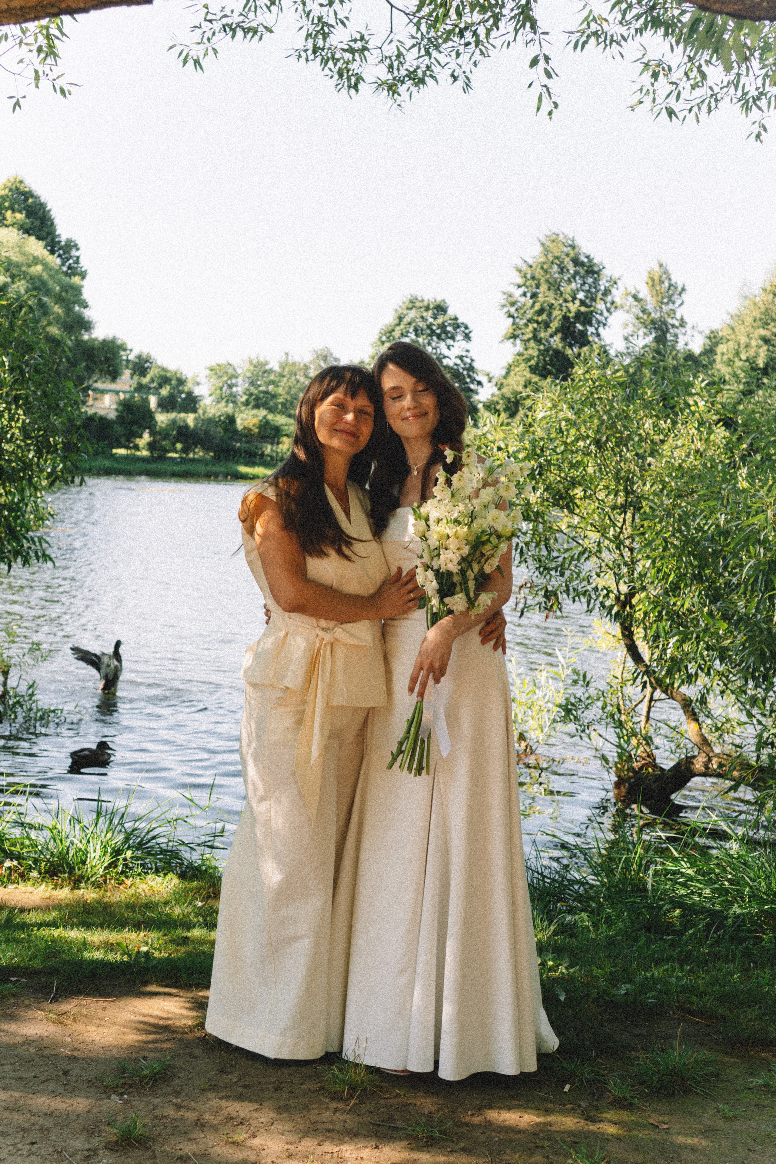 СВАДЕБНАЯ СЬЕМКА В ПЕТЕРГОФЕ И СЬЕМКА РЕПОРТАЖА В ЗАГСЕ ПЕТЕРГОФА. Профессиональный фотограф, Санкт-Петербург — Виктория Богомолова