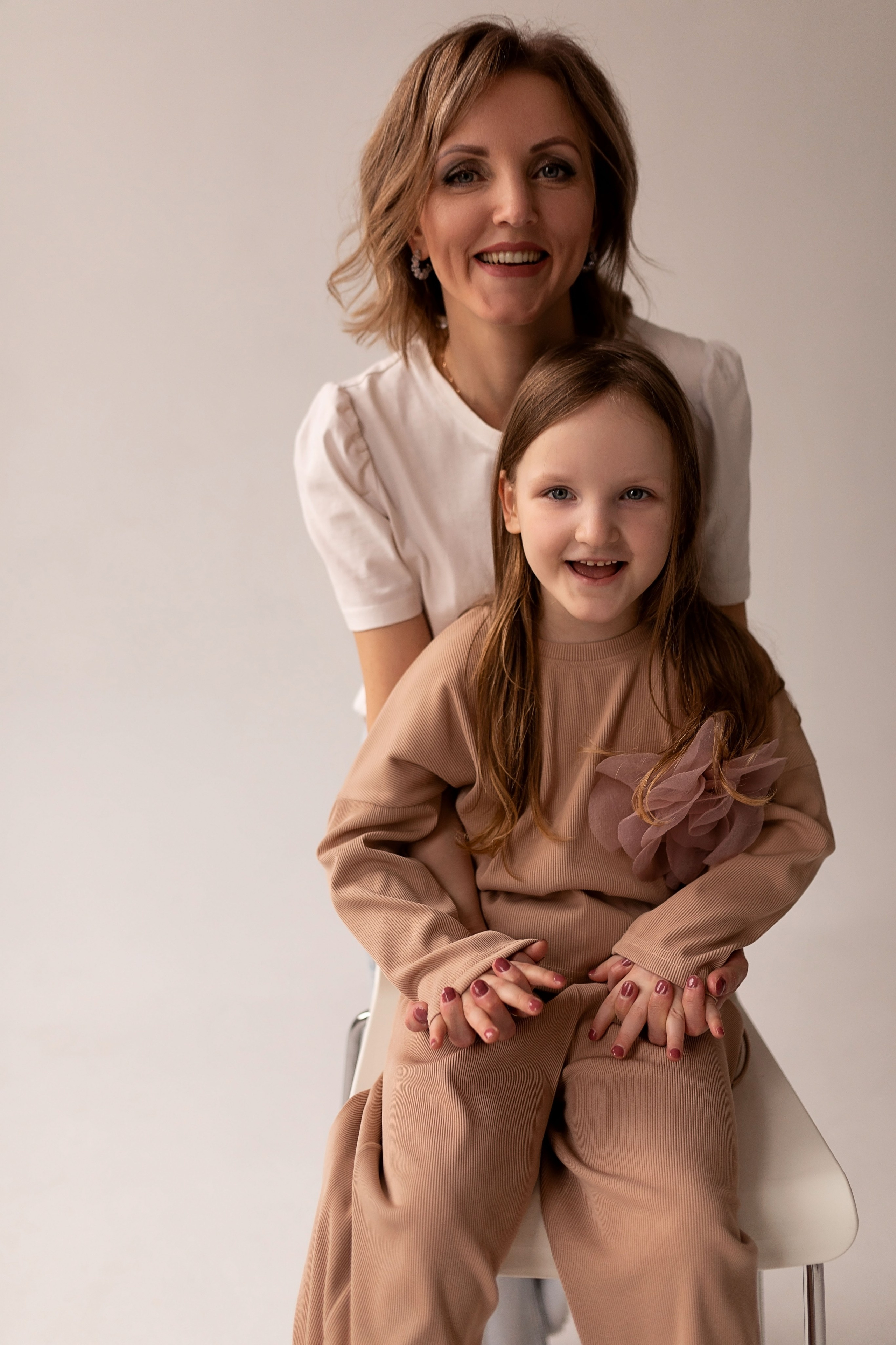 Сергей, Марина, Маша. Главная